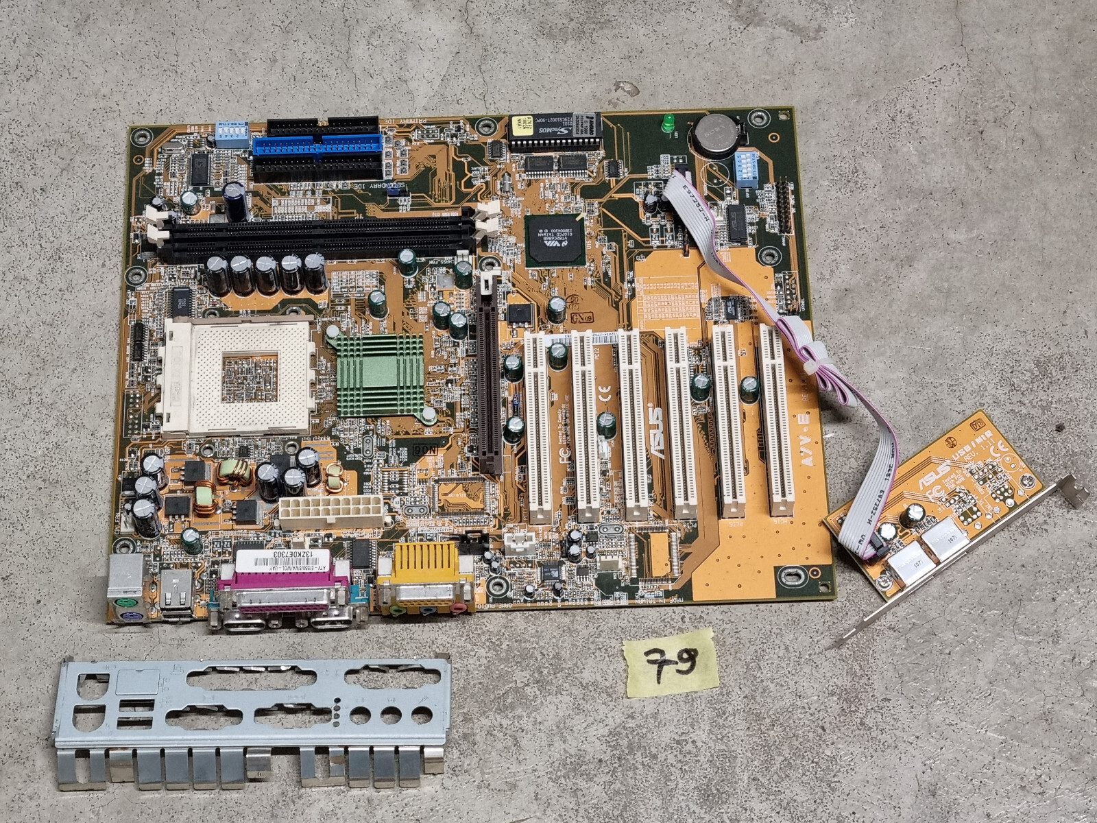 ASUS A7V-E REV. 1.01 - Socket A PGA462 Athlon #79