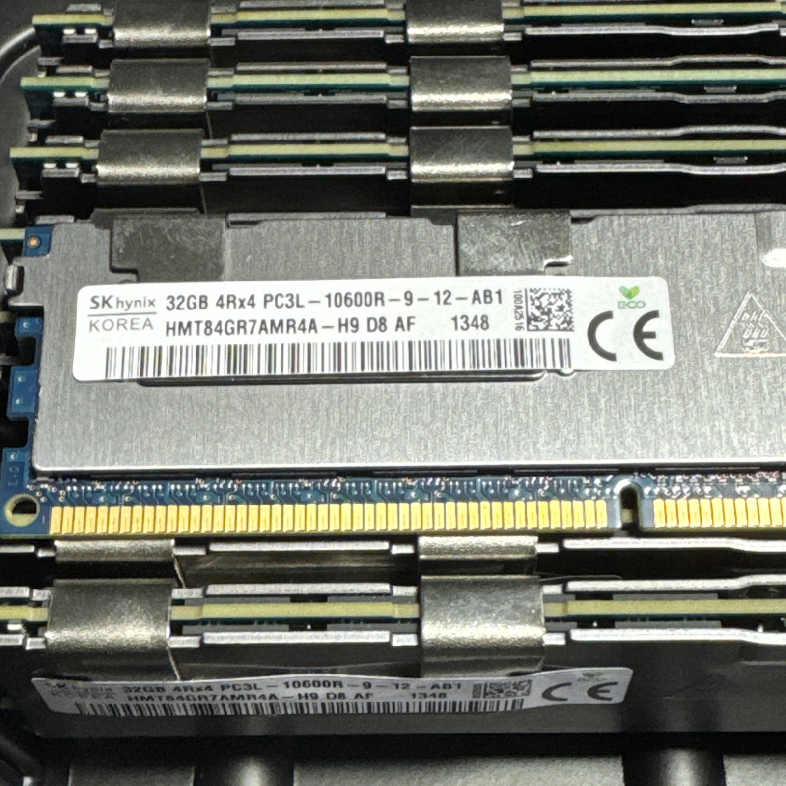256GB (8x32GB) SK Hynix DDR3L-1333 ECC RDIMM PC3L-10600R 4Rx4 HMT84GR7AMR4A-H9