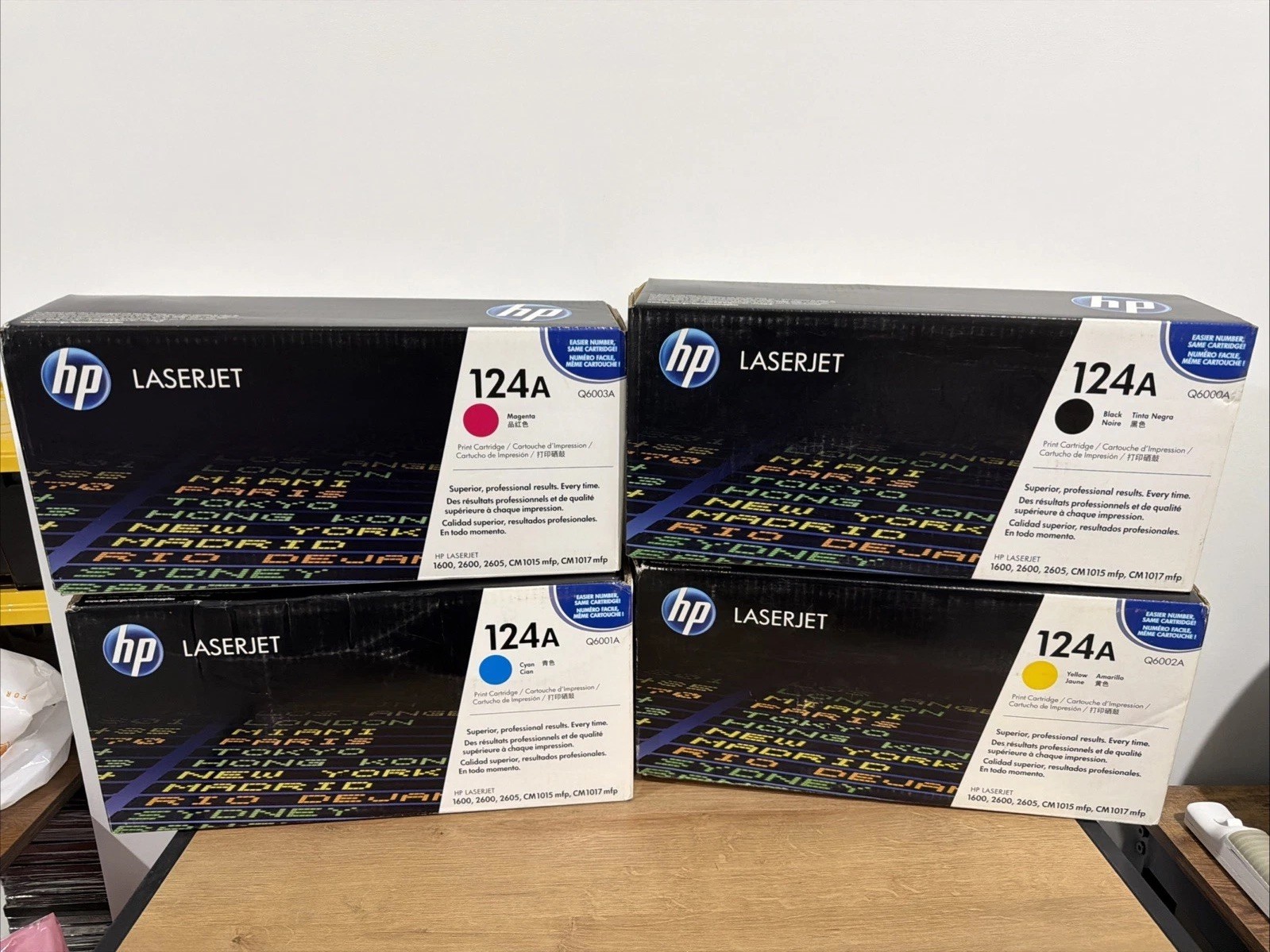 HP 124A Toner Cartridges Set (Black Cyan Magenta Yellow) OEM Q6000A Q6001A Q6002