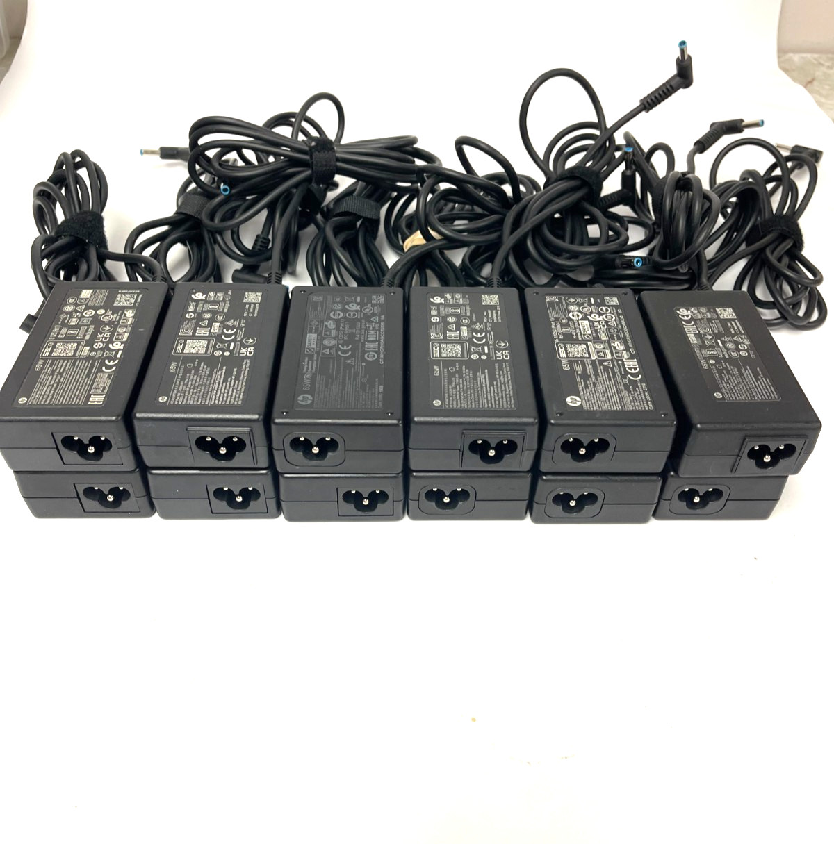 Lot of 12 HP 65W AC Adapter Blue Tip TPN-LA16, TPN-CA16, TPN-DA17 19.5V- 3.33A