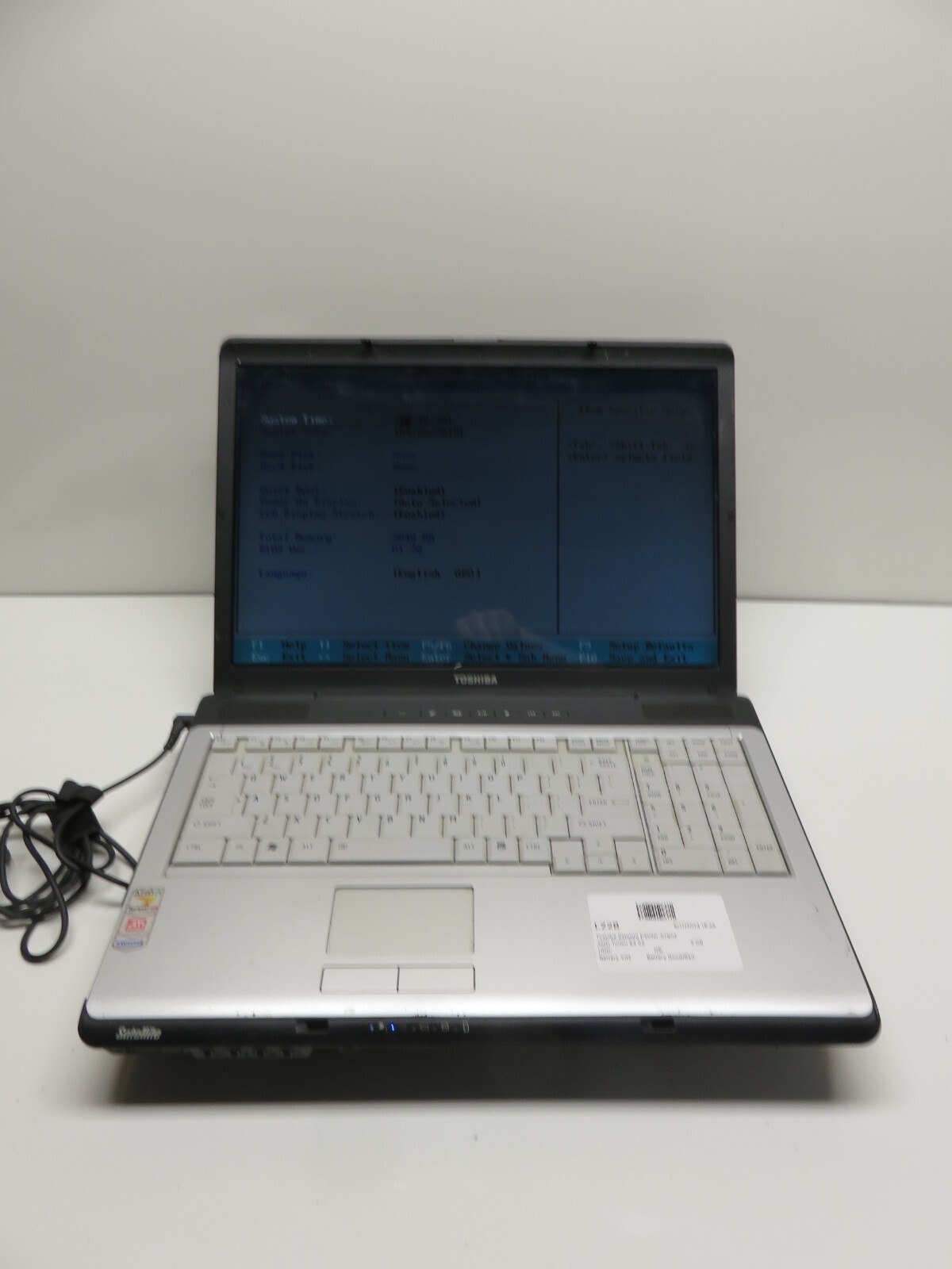 Toshiba Satellite P205D-S7802 Laptop AMD Turion 64 x2 2GB Ram No HDD or Battery