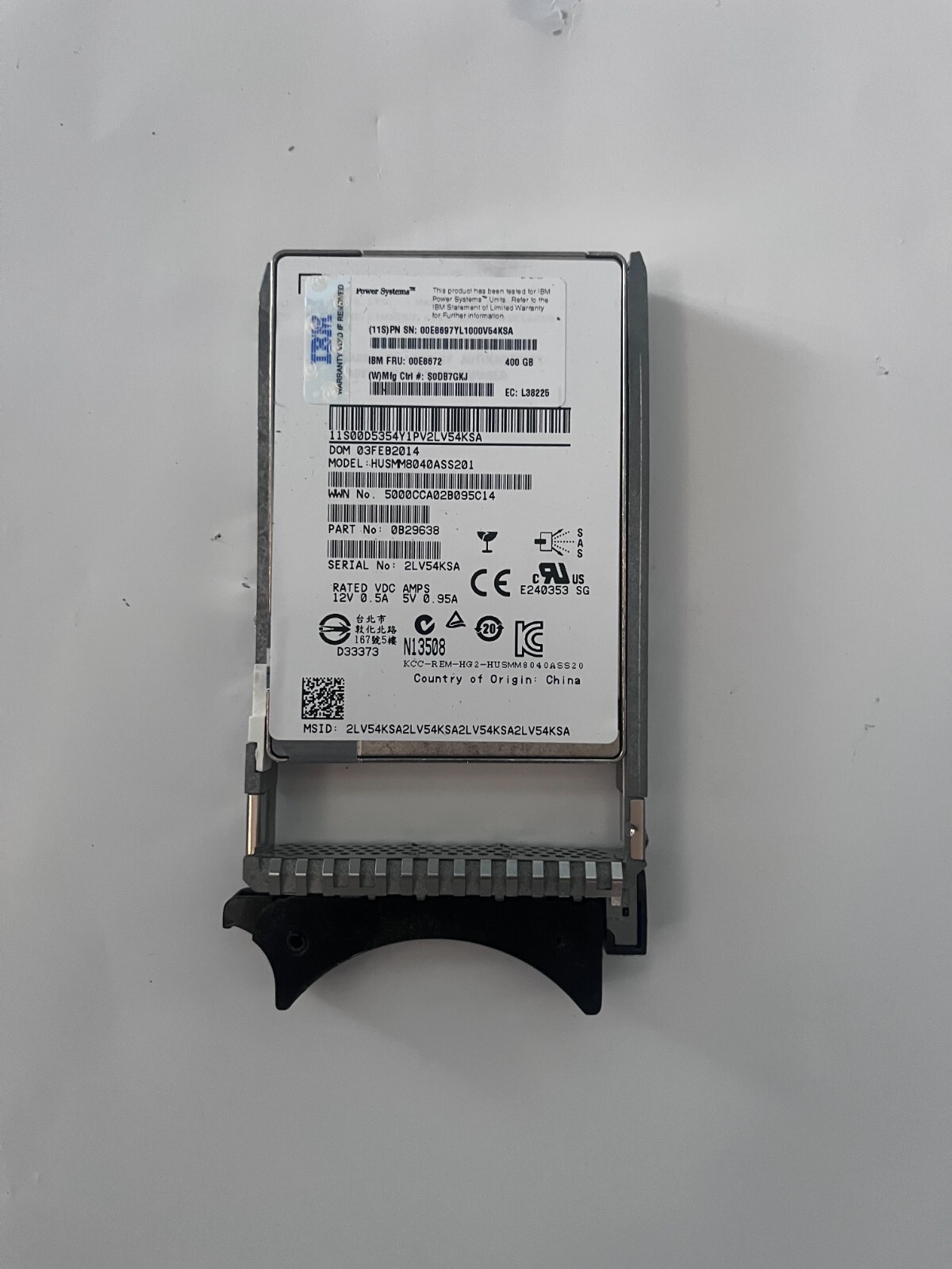 IBM 00E8672 387GB SAS SFF SSD Solid State Drive w/eMLC AIX/Linux 58B8 Power7