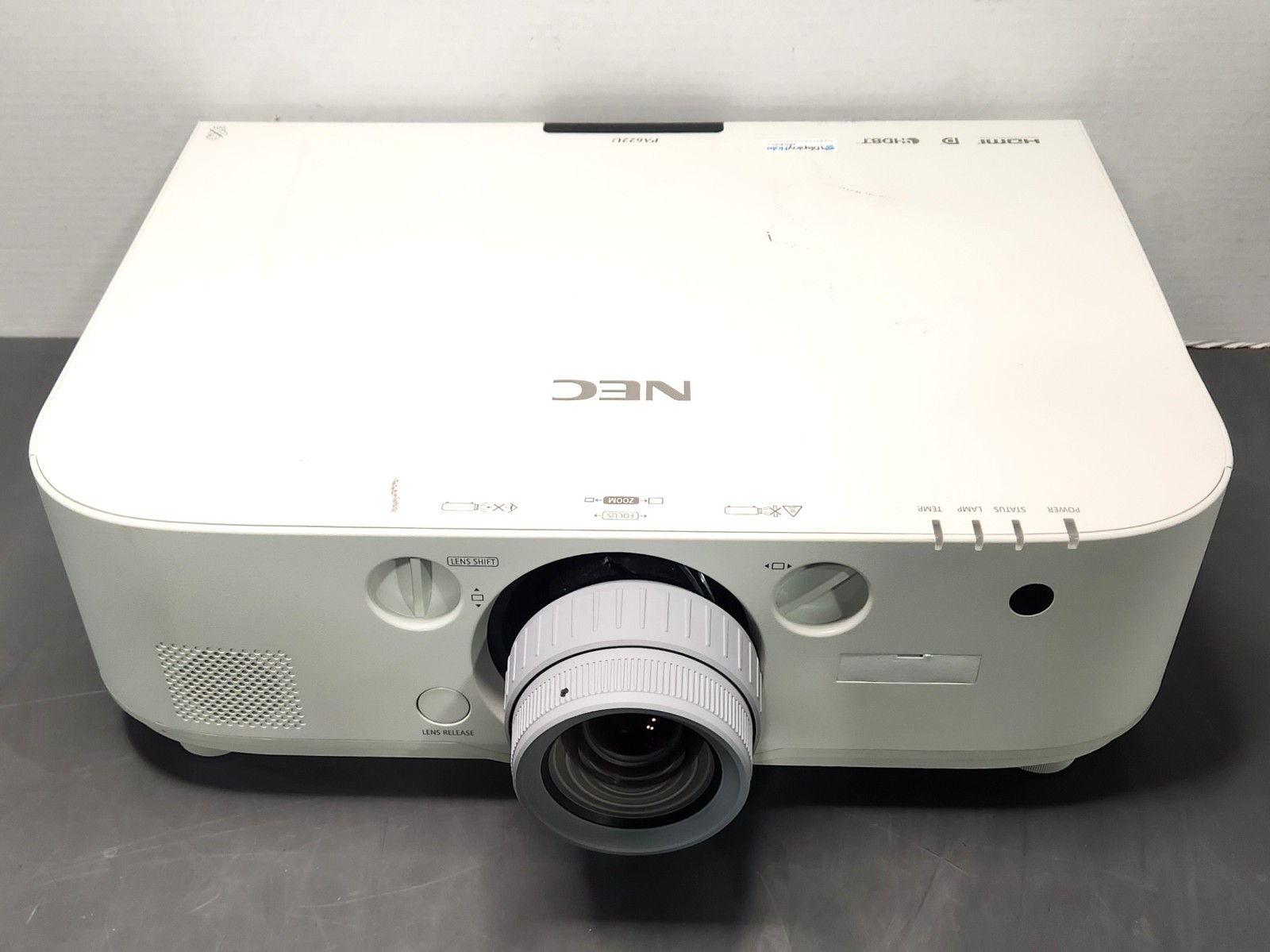 NEC NP-PA622U Projector 6,200-Lumen WUXGA 3LCD 1920x1200 Power Tested