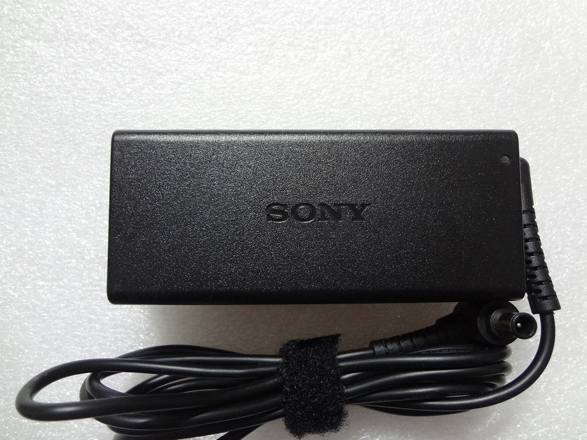 Genuine Sony VGP-AC19V43 VGP-AC19V48 for Sony Vaio VPCCW17FX/B VPCCW21FX Charger