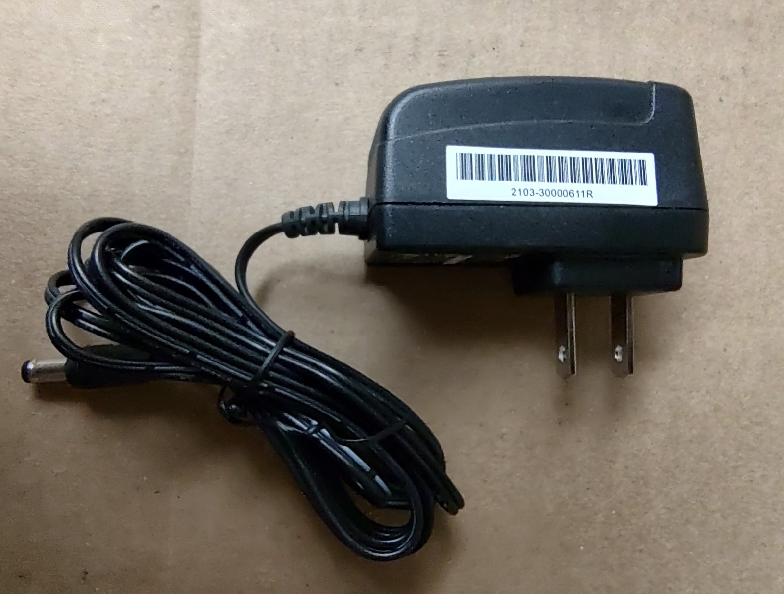 Bestec AC DC Power Adapter 12V 0.5A Model EA0061WAA (1128)