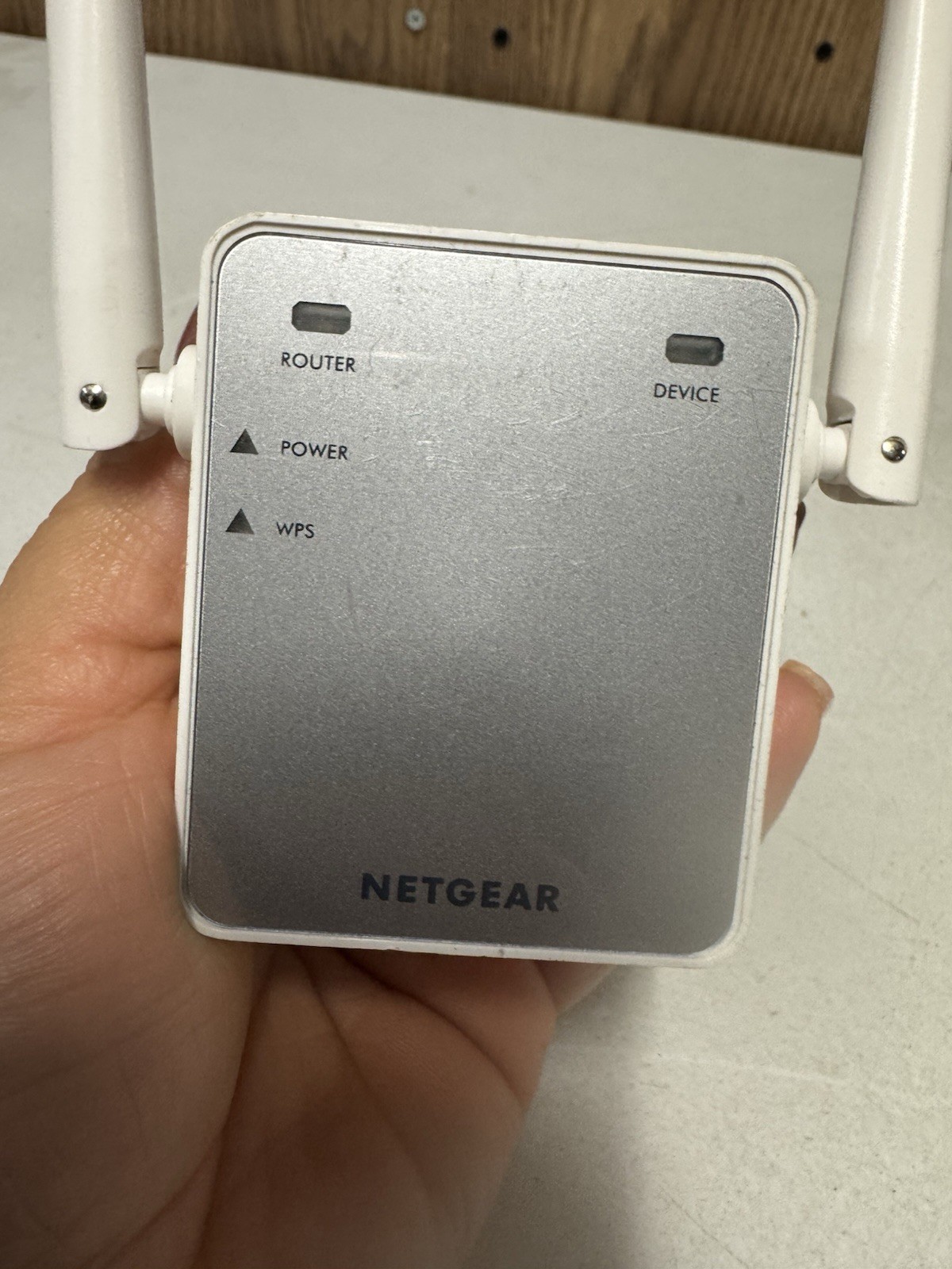 NETGEAR EX2700 N300 WiFi Range Extender Dual Antenna 300Mbps