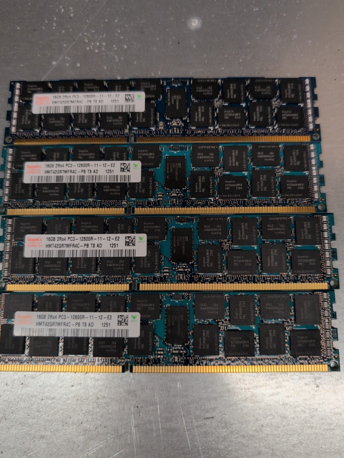 64GB Lot hynix 4x16GB DDR3 1600Mhz PC3-12800R-11-12 Server Ram HMT42GR7MFR4C-PB