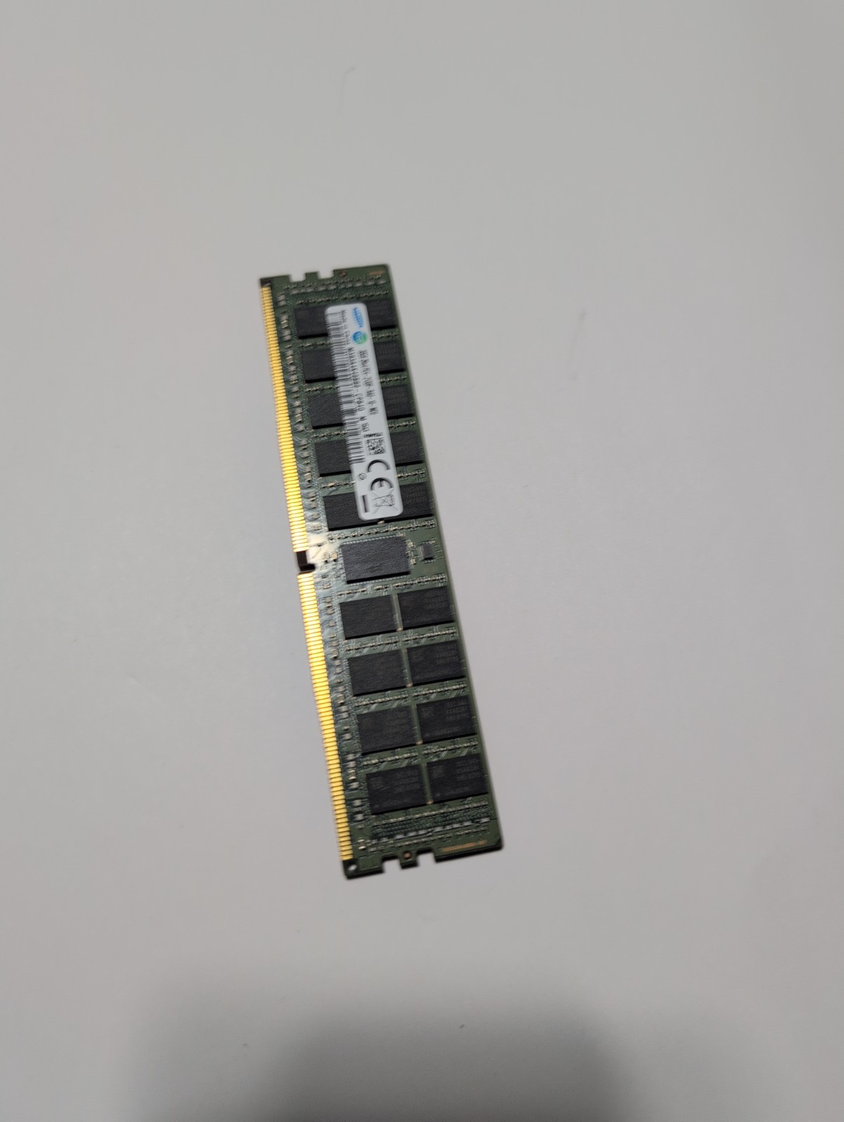 Samsung 32GB (1x32GB) RAM DDR4 2133MHz M393A4K40BB0-CPB4Q