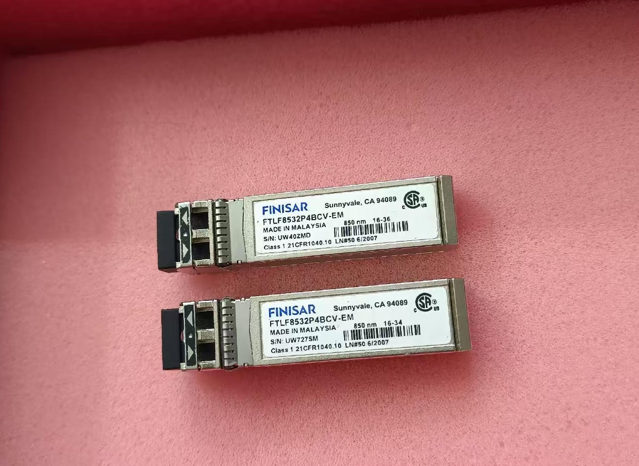 Finisar FTLF8532P4BCV-EM SFP 850nm 4Gb Optical Transceivers