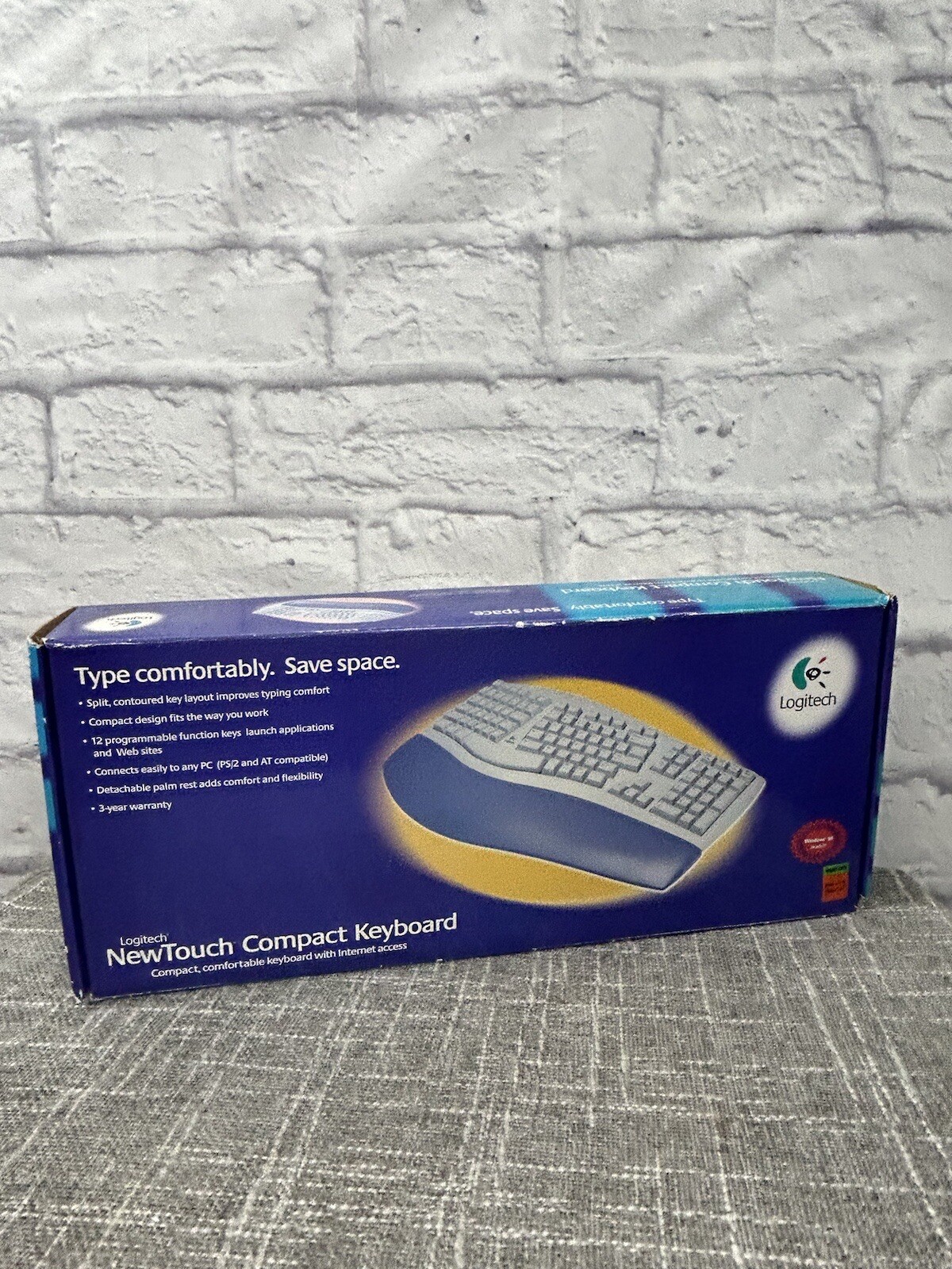 NewTouch Compact Keyboard Logitech Split Contoured Ergonomic SK-6201 Y-SD5