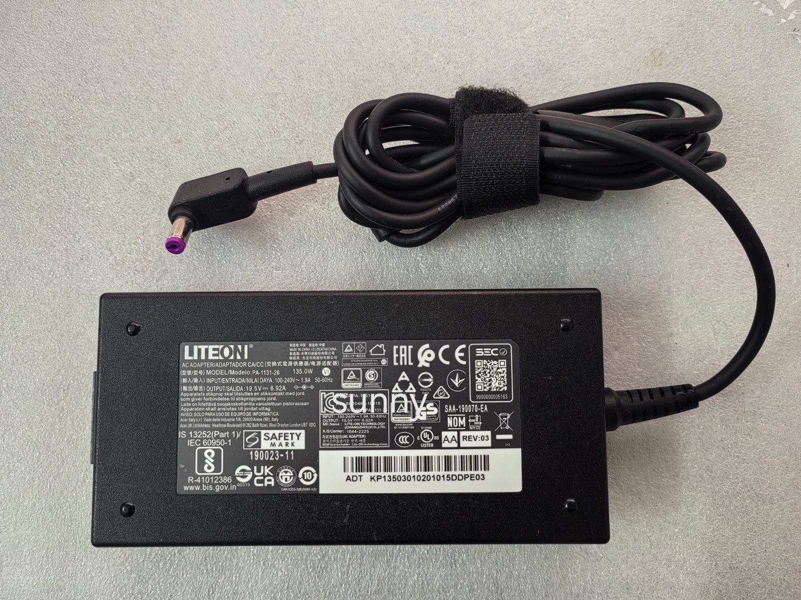 Genuine Slim 19.5V 6.92A PA-1131-26 For Acer Nitro 7 N18C3 AN715-51-73AX adapter
