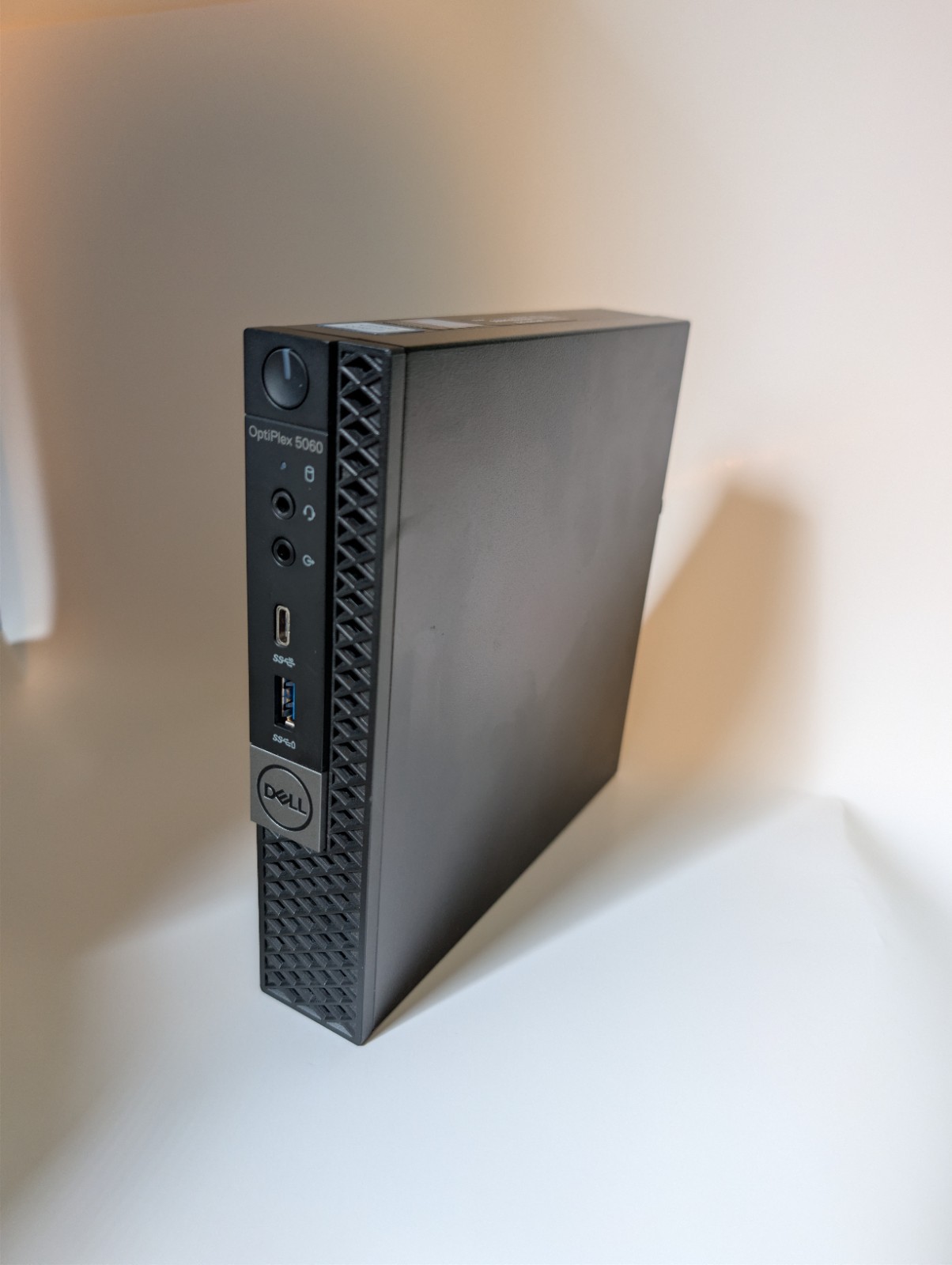 Dell OptiPlex 5060 (256GB SSD, Intel Core i5-8500T, 2.10GHz, 16GB, Intel UHD...