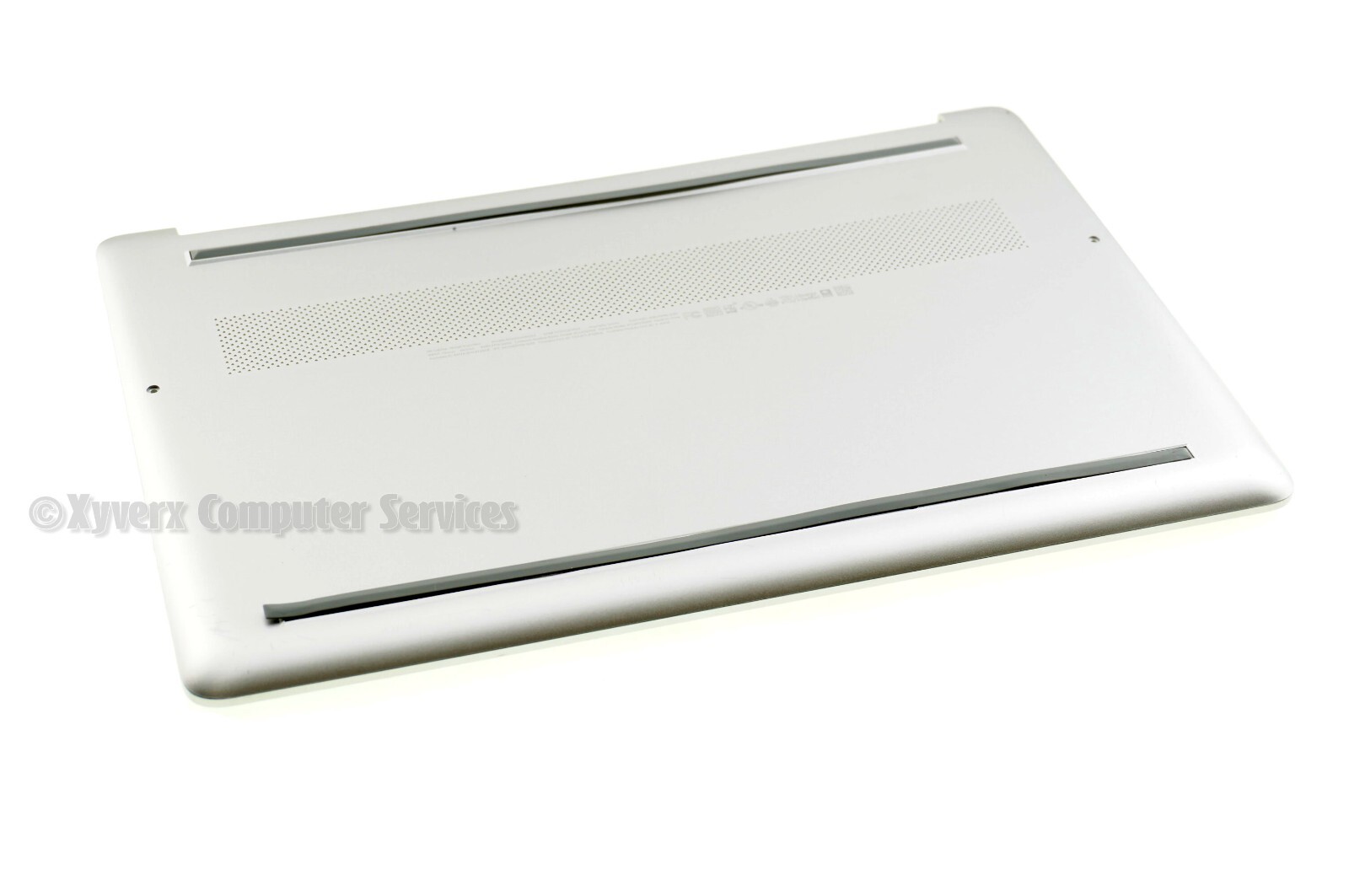 L63590-001 EA0P500301A GENUINE HP BASE COVER SILVER 15-DY 15-DY1085NR (B)(BD73)