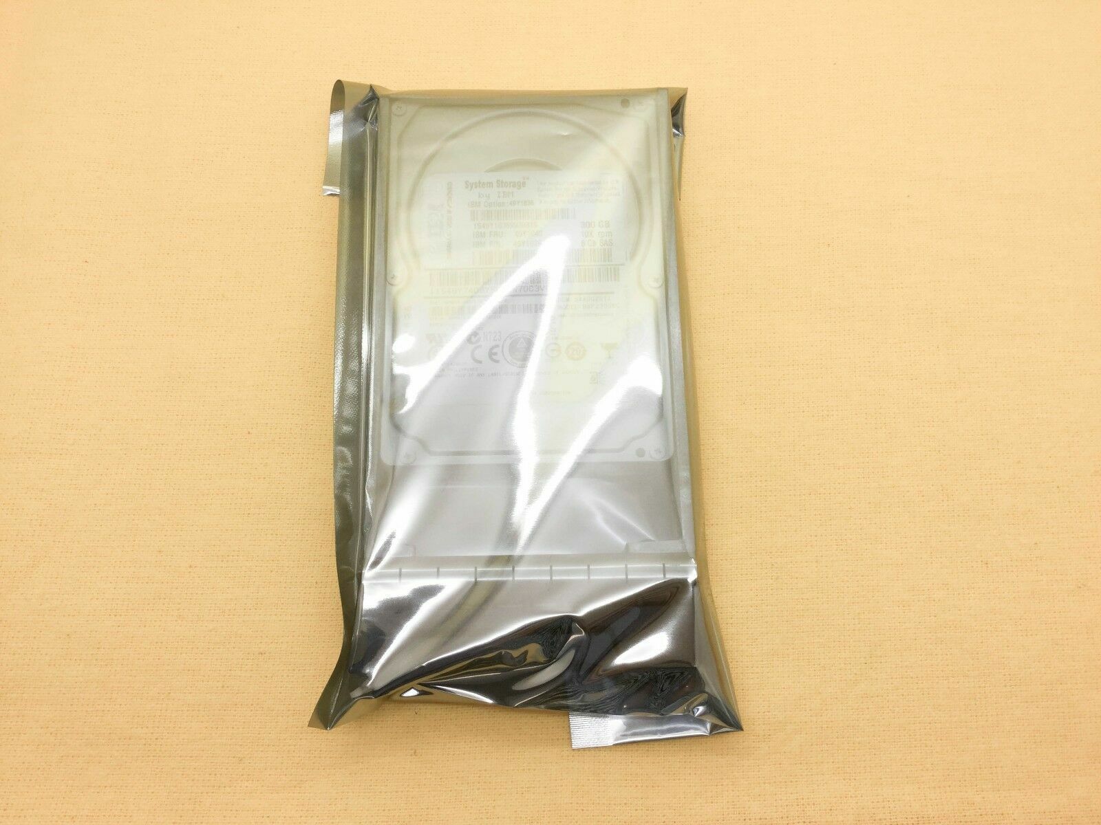 49Y1840 IBM 300GB 10K 6Gbps 2.5in SFF SAS HDD 49Y1836 49Y1839