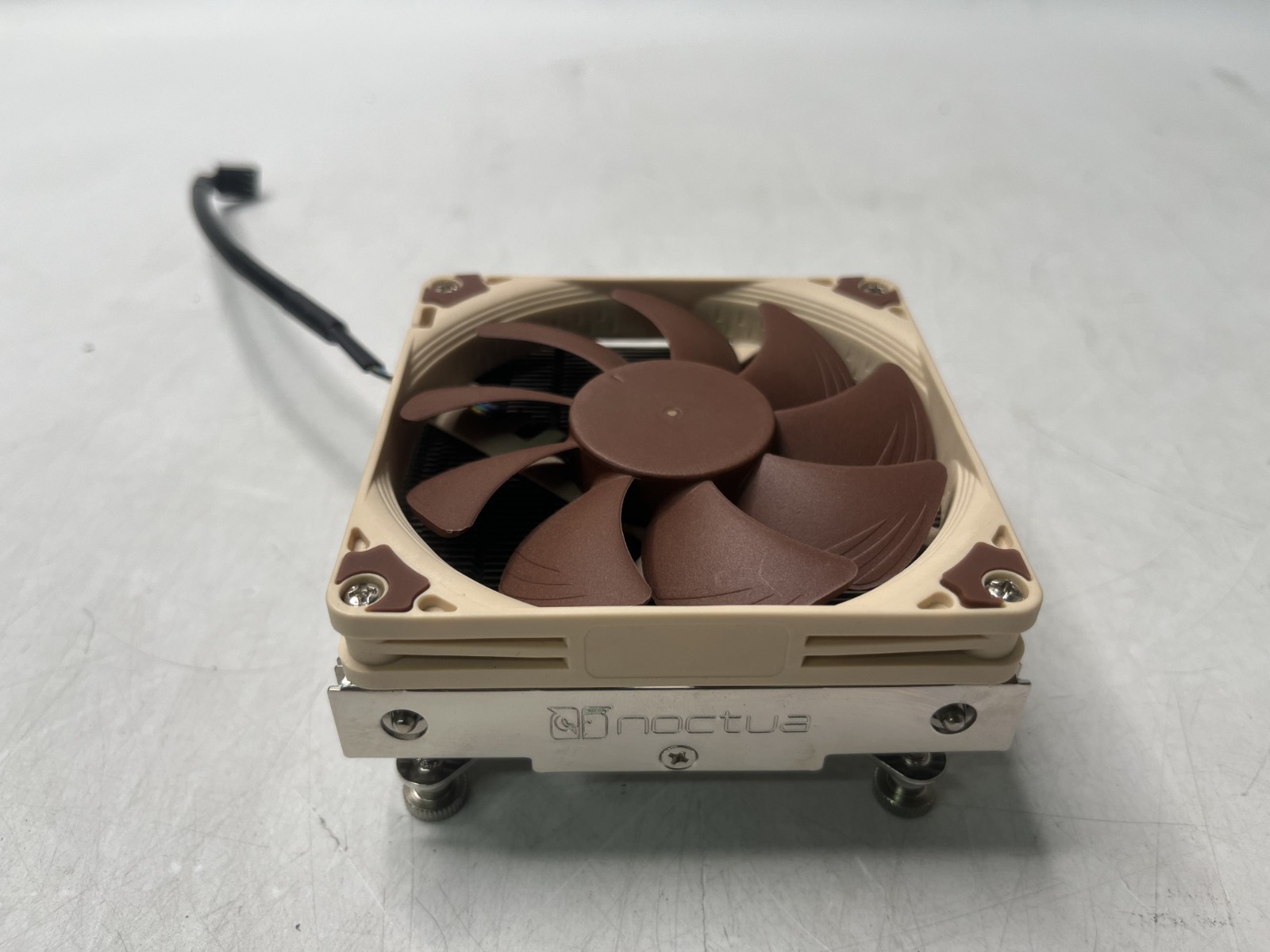 Noctua NH-L9i Low-Profile CPU Cooler Intel LGA115x