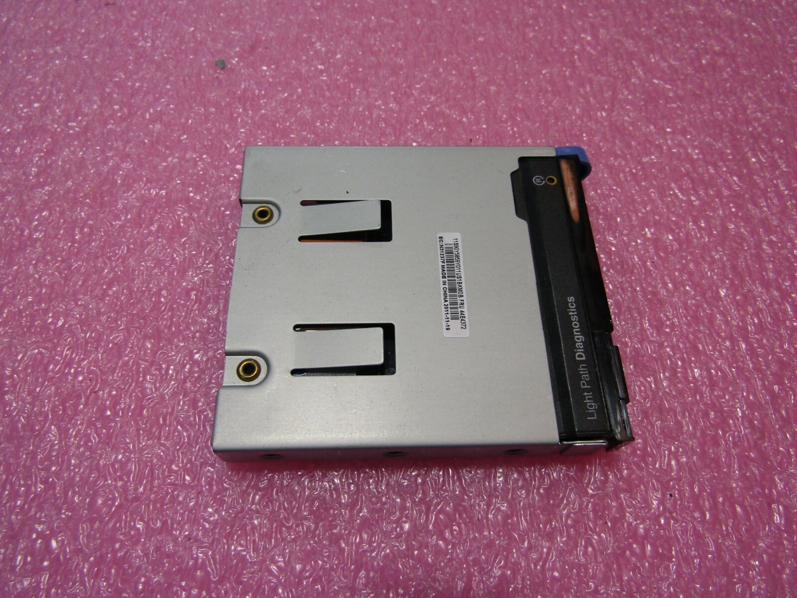 44E4372 IBM 	X3650M3/X3850M2/X3950M2 OP INFO PANEL A