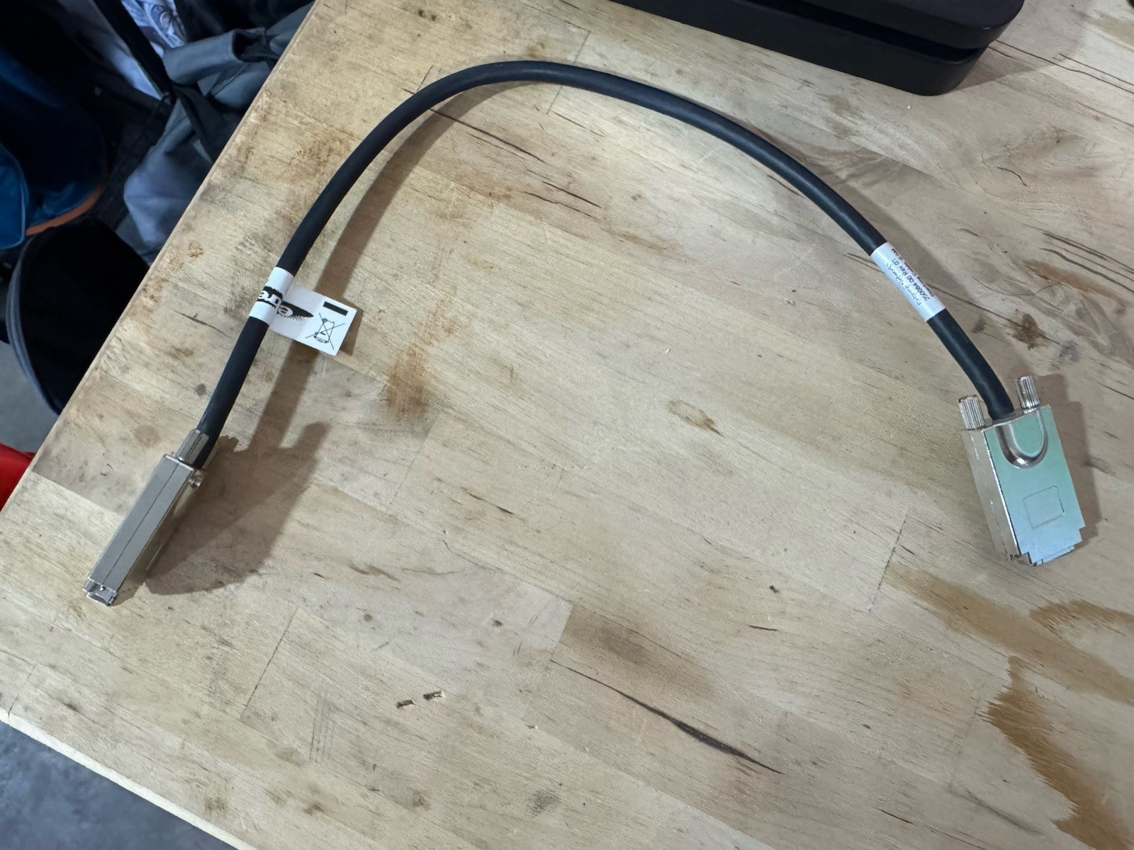 Genuine Extreme Networks Summit 250084-00 16106 0.5M Stacking Cable