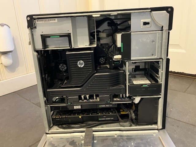 HP Z620 - 24 Cores |  192GB RAM  | QUADRO K6000 + TESLA K20 | TheBeast-2