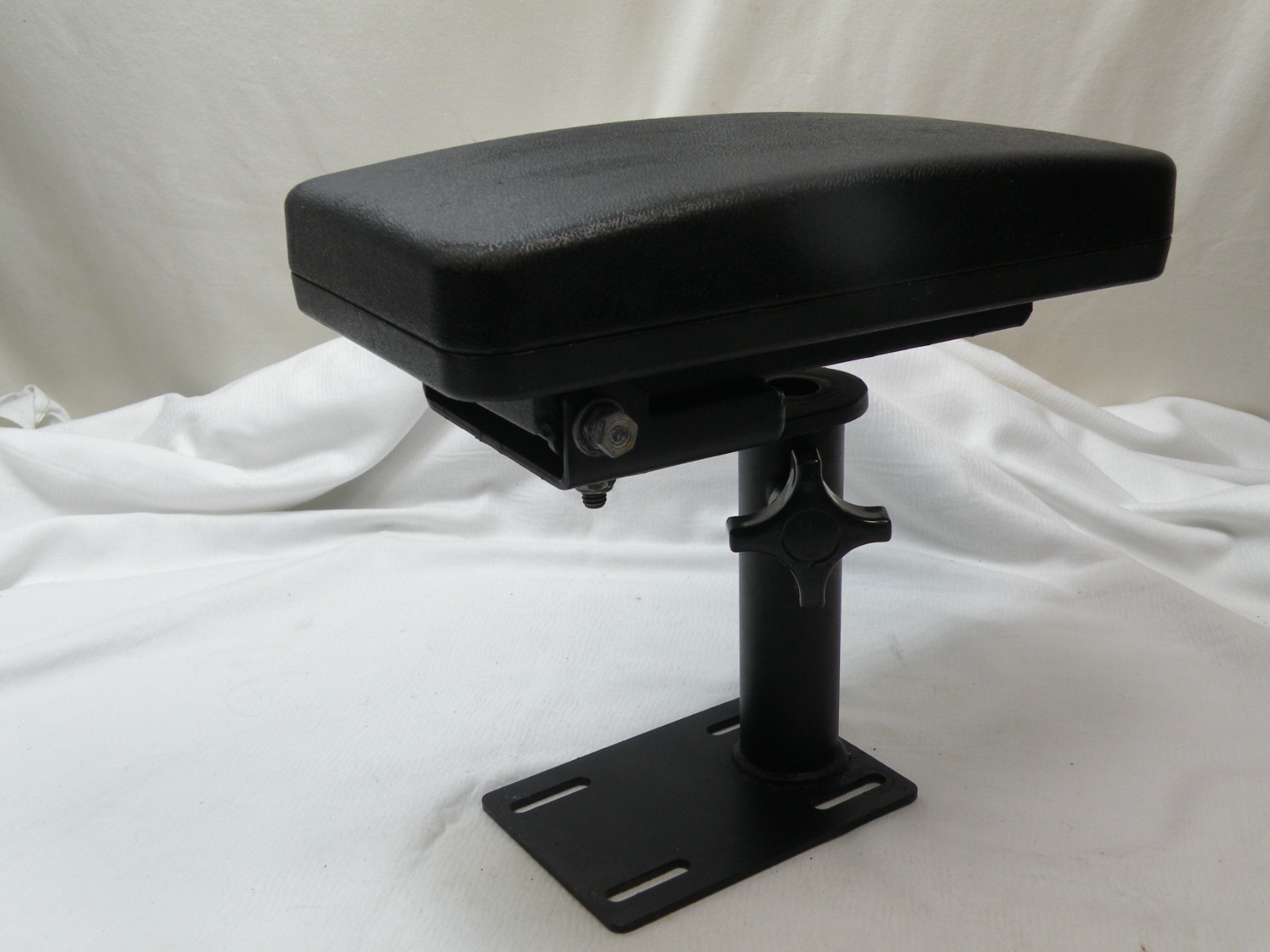 Havis 30-001186 Car Console Arm Rest w/ C-ARM-104 Mount/Bracket (4)