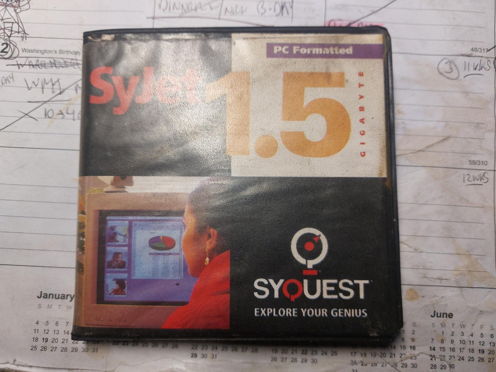 VINTAGE -Syquest SyJet 1.5 Gigabyte PC Formatted Media Storage Disc NOS open box