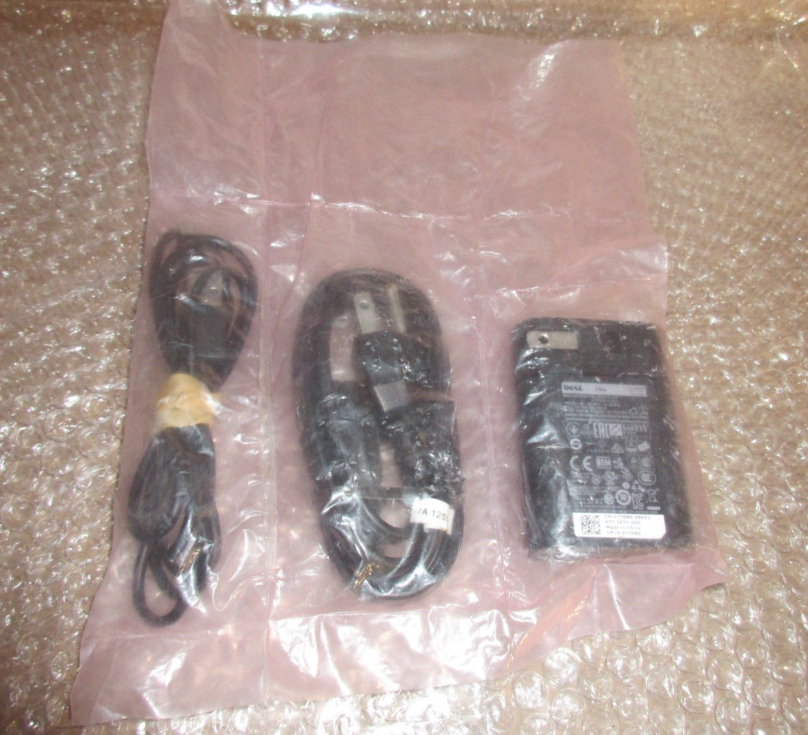DELL Genuine 24W Venue 11 Pro Tablet AC/DC Adapter- DA24NM130-NEW