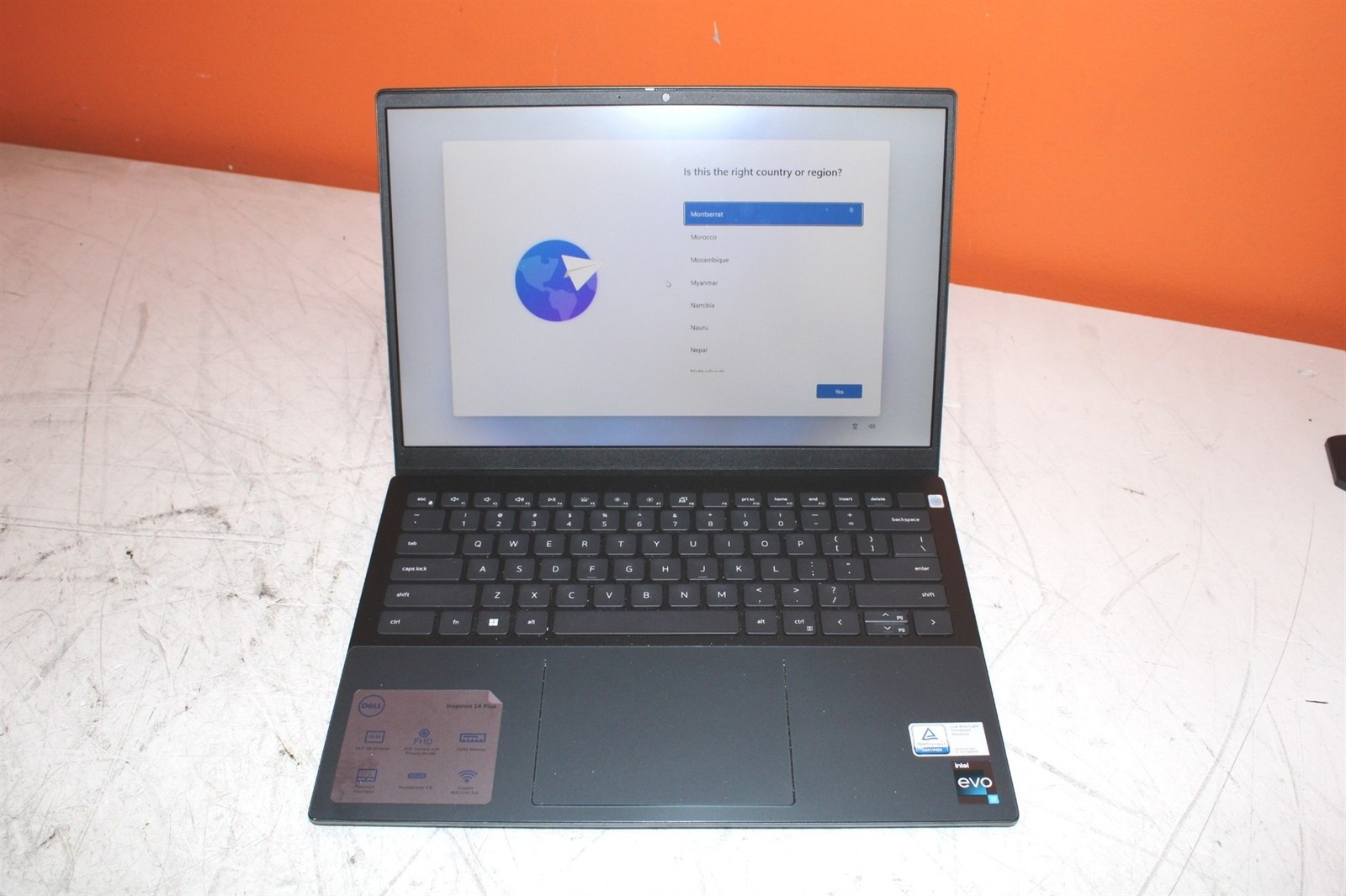 Scratched LCD Dell Inspiron 14 Plus 7420 Intel i7-12700H 4.7GHz 16GB 1TB SSD 