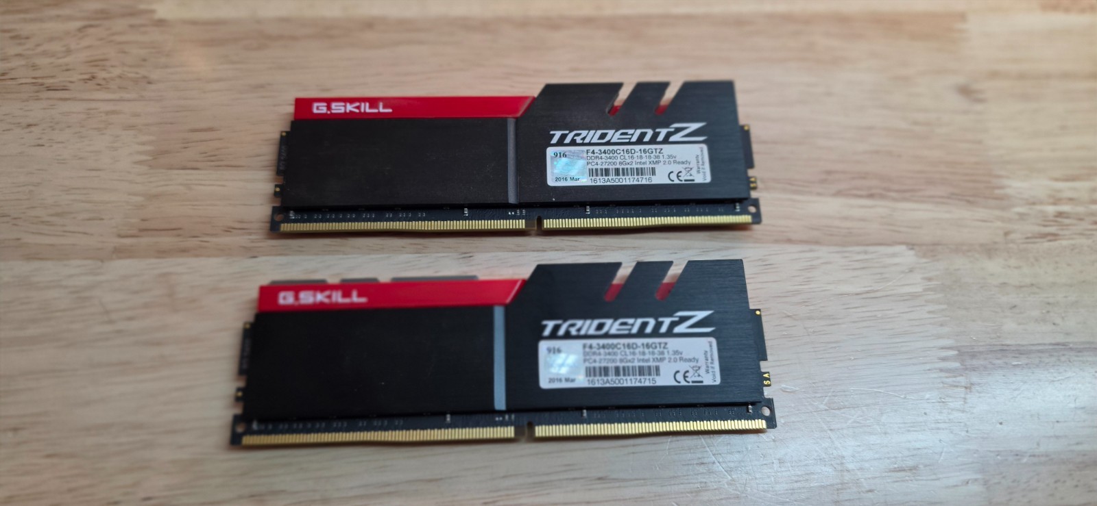 TridentZ G.Skill DDR4-3400 CL16-18-18-38 1.35V PC4-2700 F4-3400C16D-16GTZ Ram