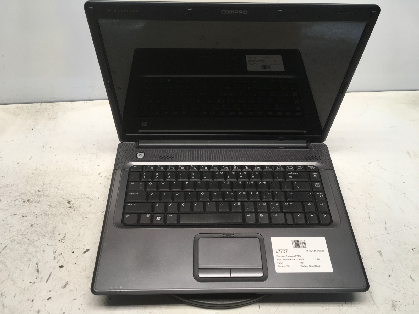 Compaq Presario F700 AMD Athlon 64 X2 TK-55 1800MHz 2 GB NO HDD