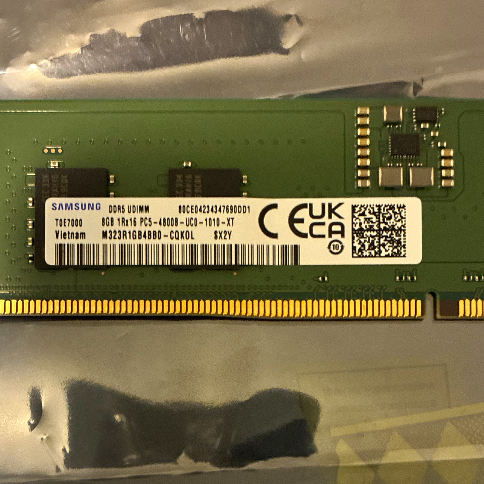 Samsung 8GB DDR5-4800 PC5-4800 UDIMM Desktop RAM M323R1GB4BB0-CQKOL