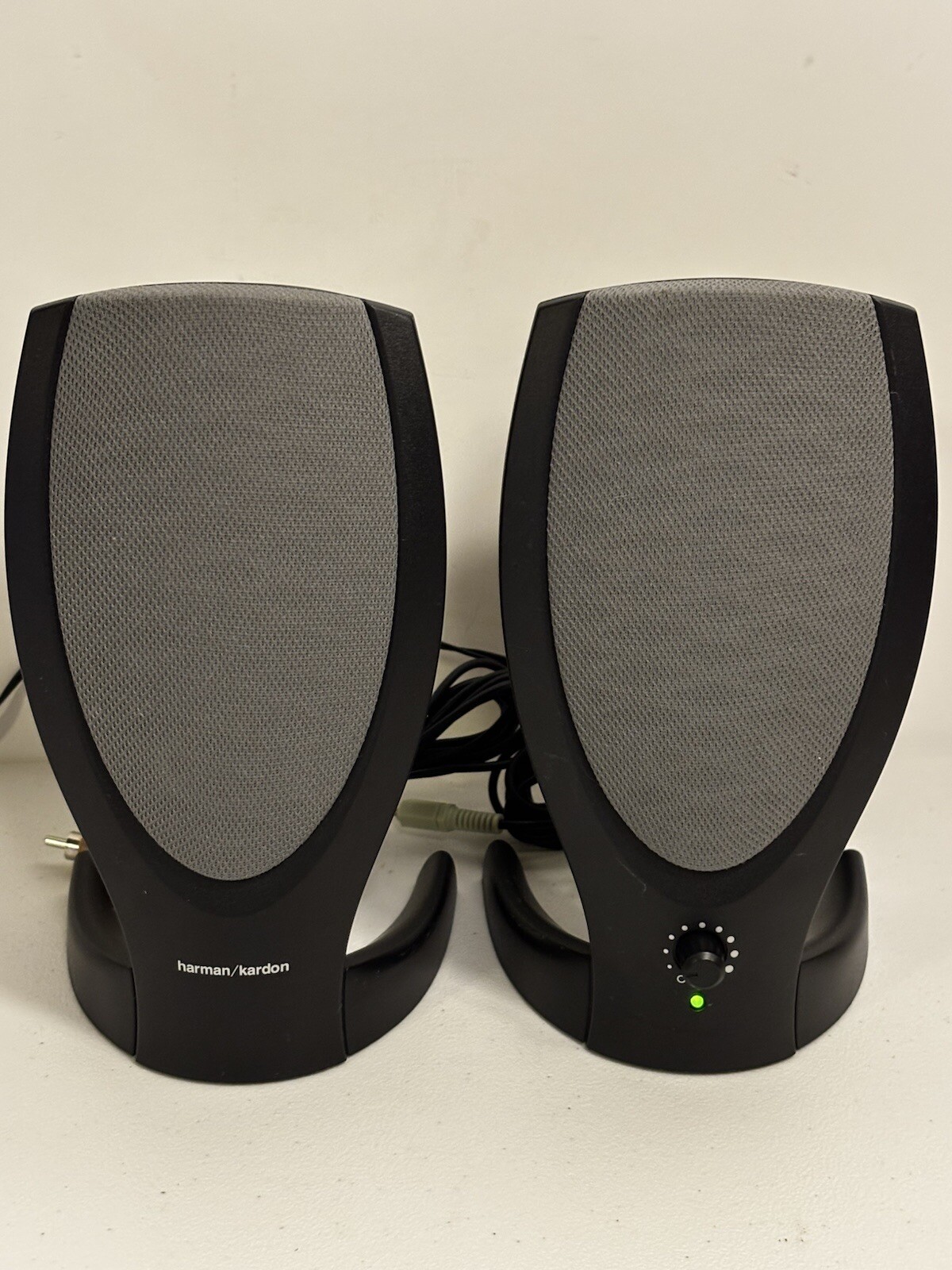 Harman Kardon (Rev A00) 2.0 System Wired Computer Speakers w/ AC Power Supply 