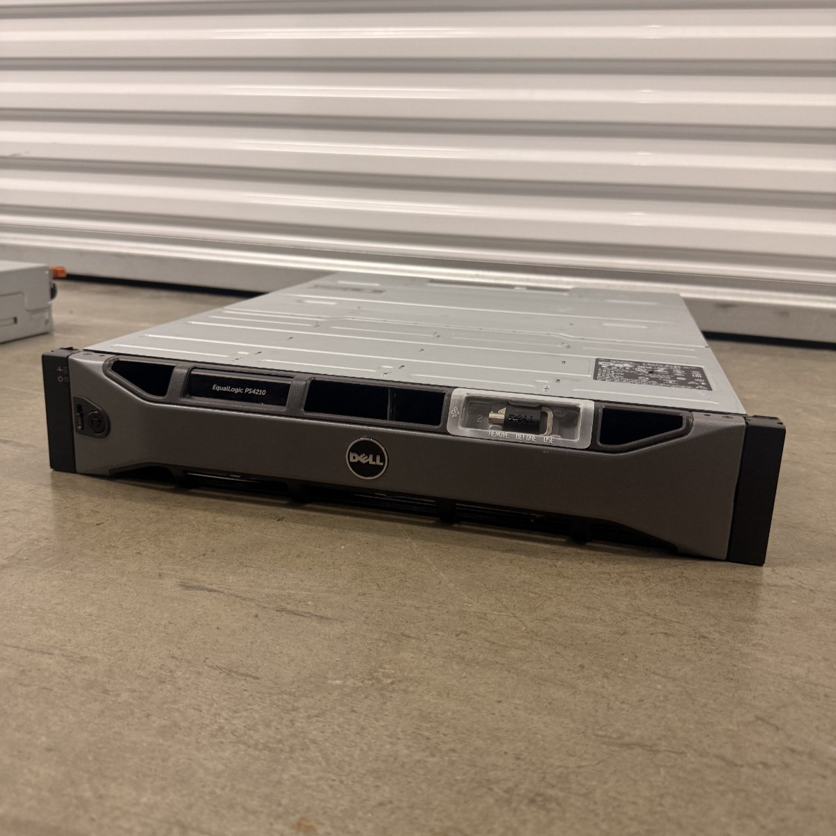 Dell EqualLogic PS4210 Chassis Arrays E03J001 2U 12x 2.5 Bay 2x PSU