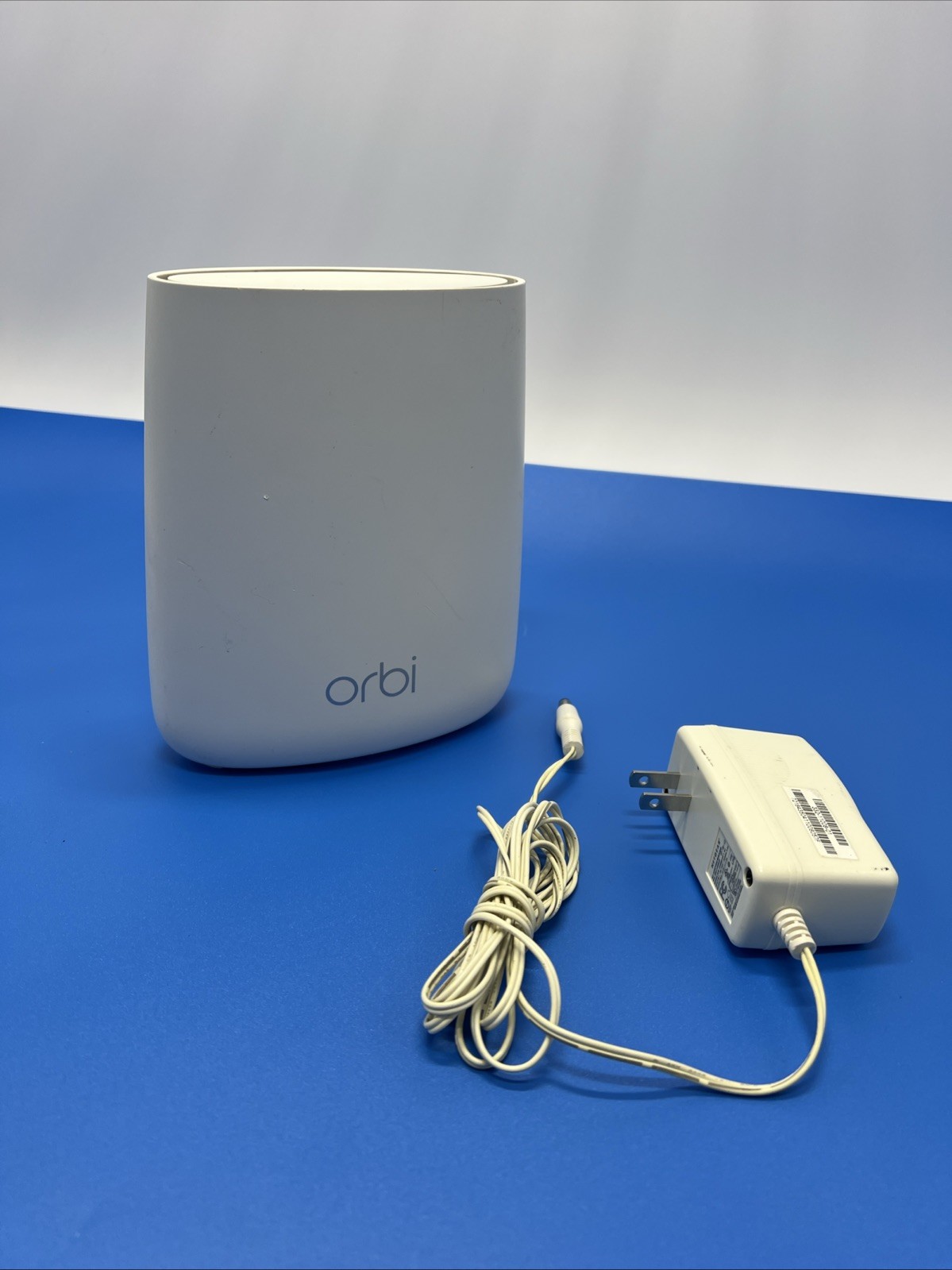 NETGEAR Orbi RBS20 Satellite Home Mesh WiFi Tri-band AC2200 With Power Adpter