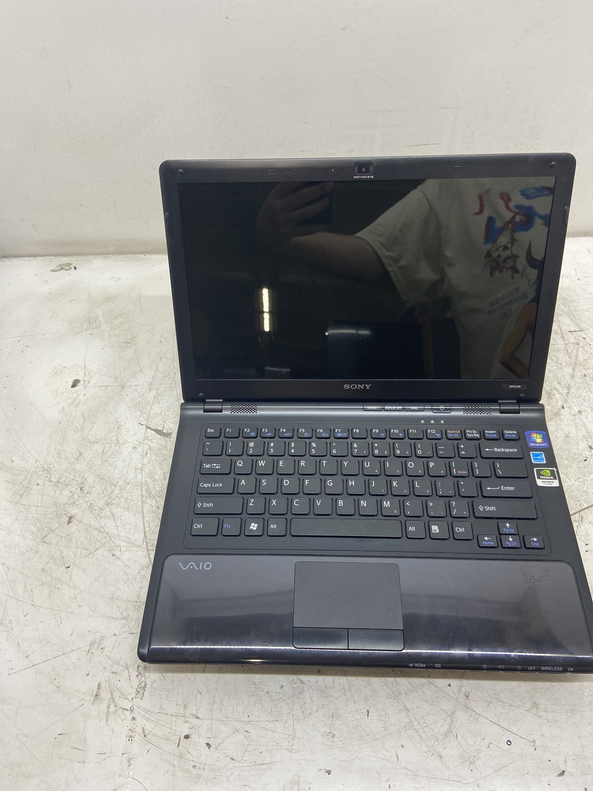 Sony VAIO VPCCCW Intel Core i3-M330 2.13 GHz 4 GB NO HDD
