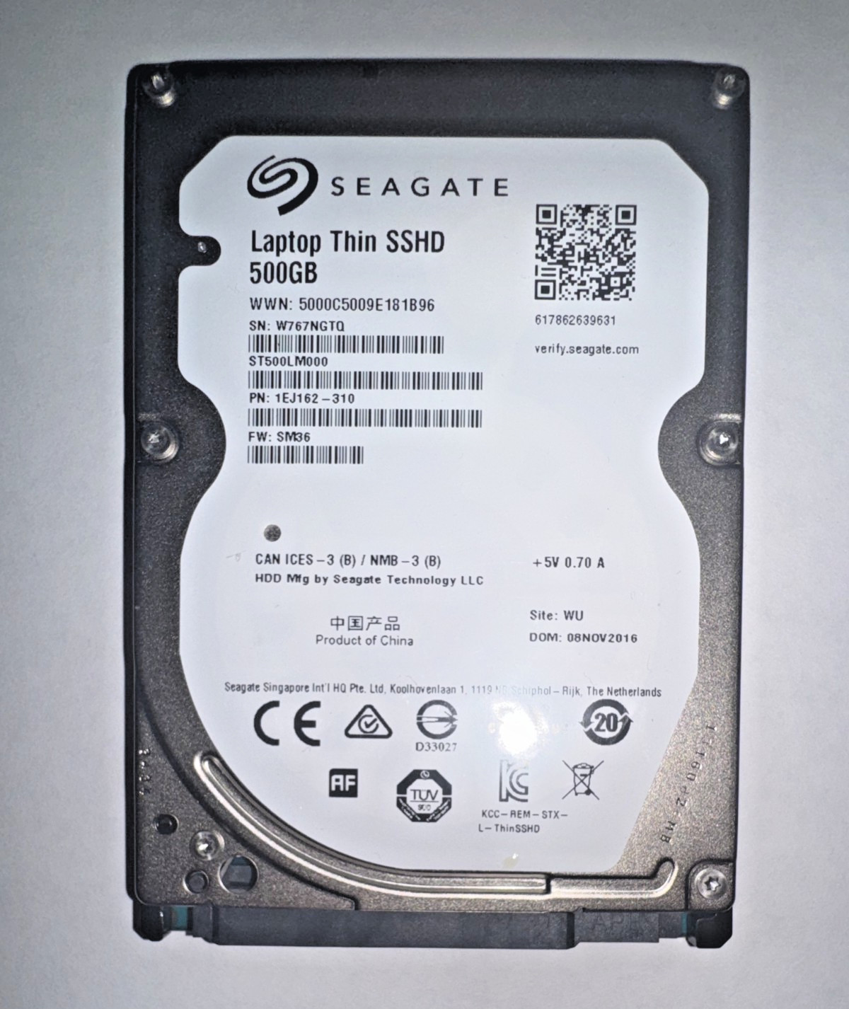 Seagate SSHD 500GB Hybrid Drive 500 GB Internal 2.5 ST500LM000 MLC/8GB 64MB SATA