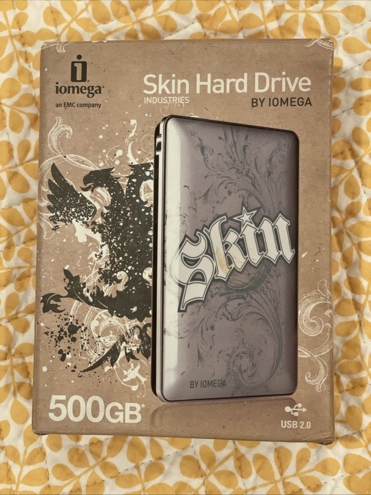 Iomega Skin Hard Drive 500GB Ego Skin Knock Out #35104 Silver Cool Rare New Look