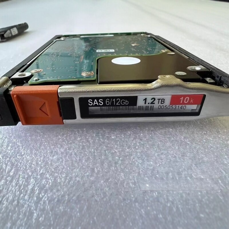 EMC 005053140 005053141 1.2T 10K SAS 128MB 2.5" Dard Disk