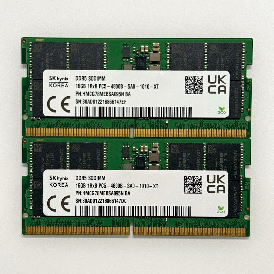 SK hynix 32GB (2x16GB) DDR5 SO-DIMM PC5-4800B 262-Pin HMCG78MEBSA095N