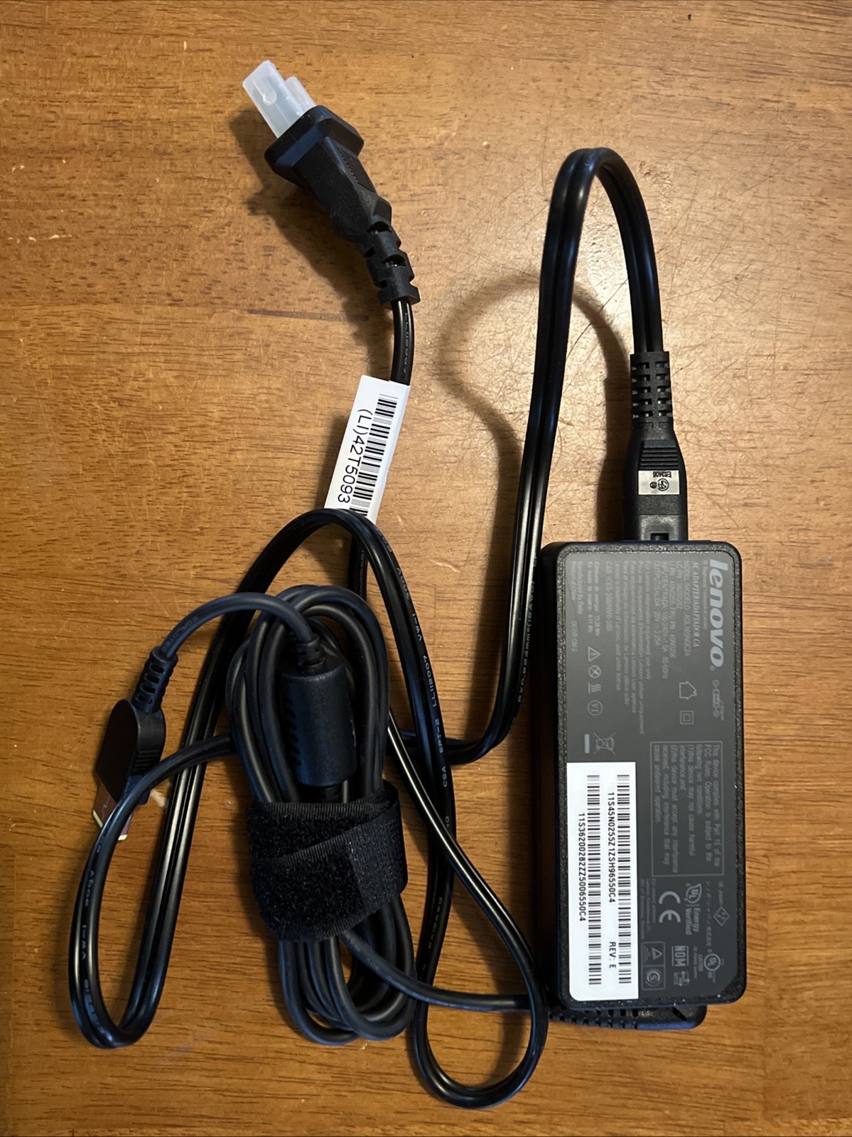 LENOVO ADLX65NDC2A 20V 3.25A Genuine Original AC Power Adapter Charger W/ Box