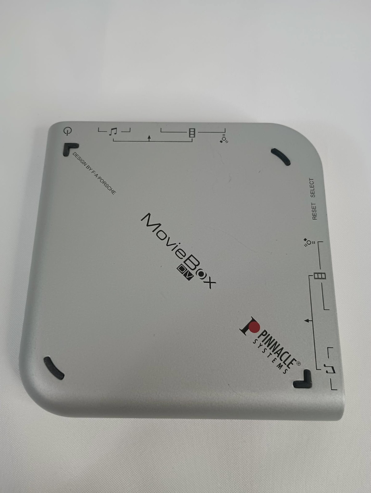 Pinnacle Systems GmbH MovieBox DV PAL/NTSC Video Editing Missing power adapter
