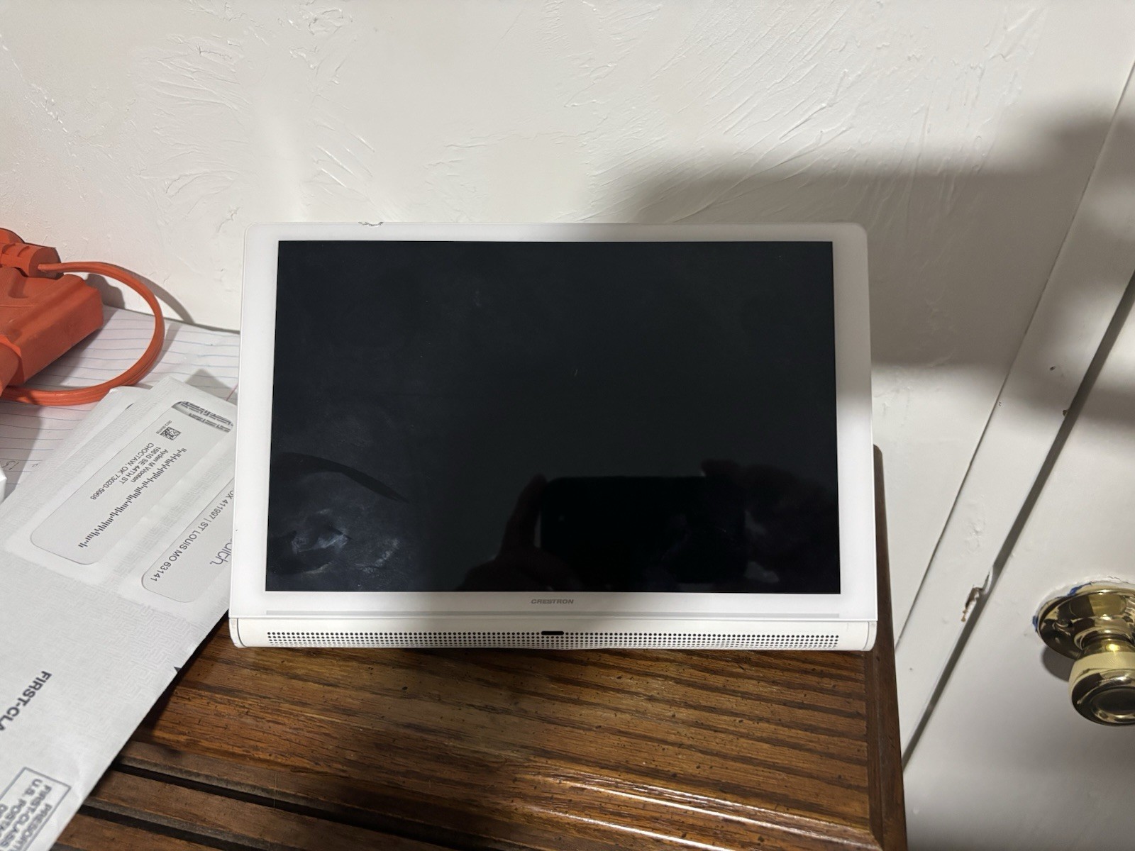 Crestron TS-1070-W-S 10.1” Table Top White Touch Screen CG01RHB