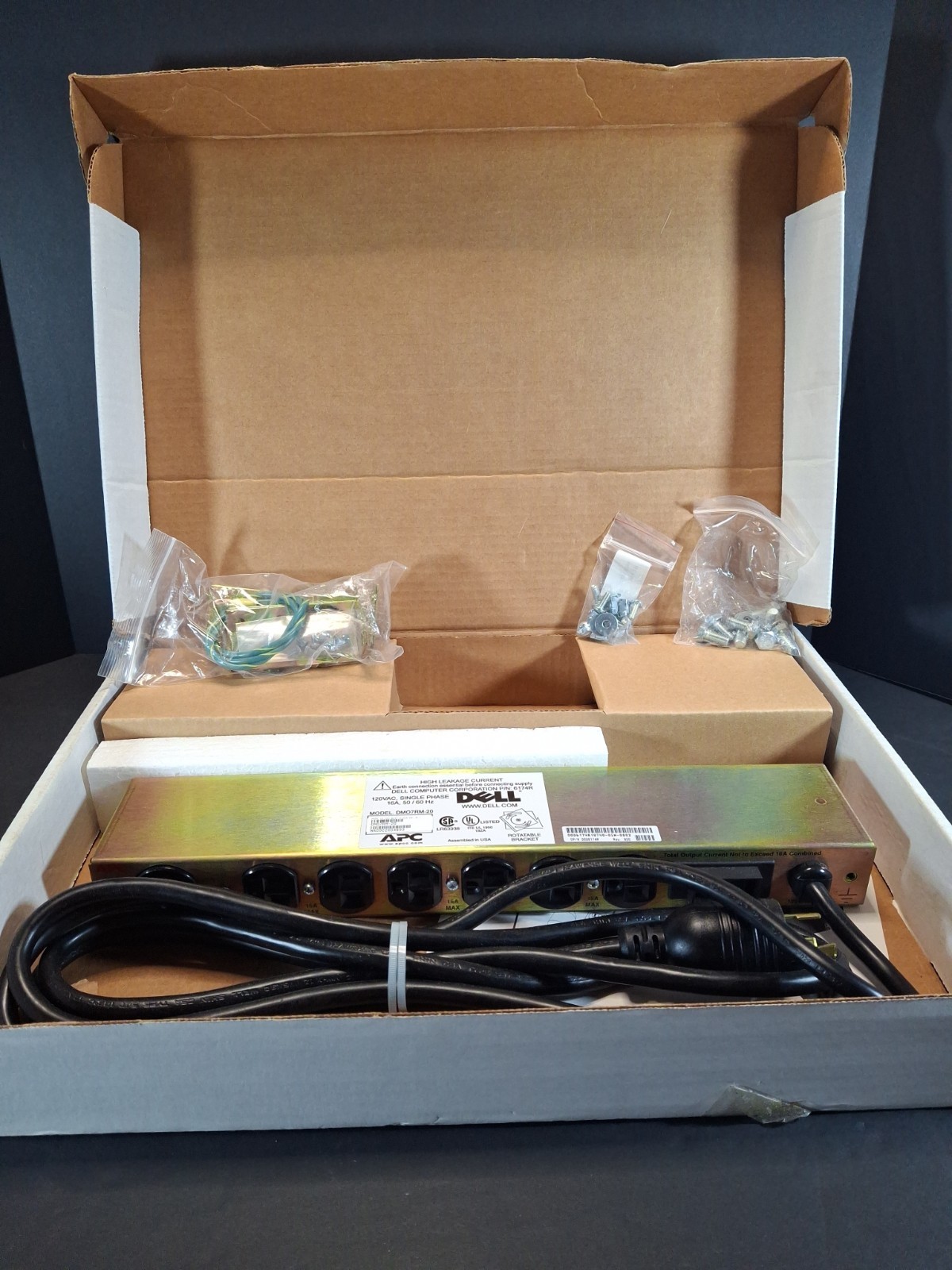 Dell APC DMO7RM-20T PDU Power Distribution Unit