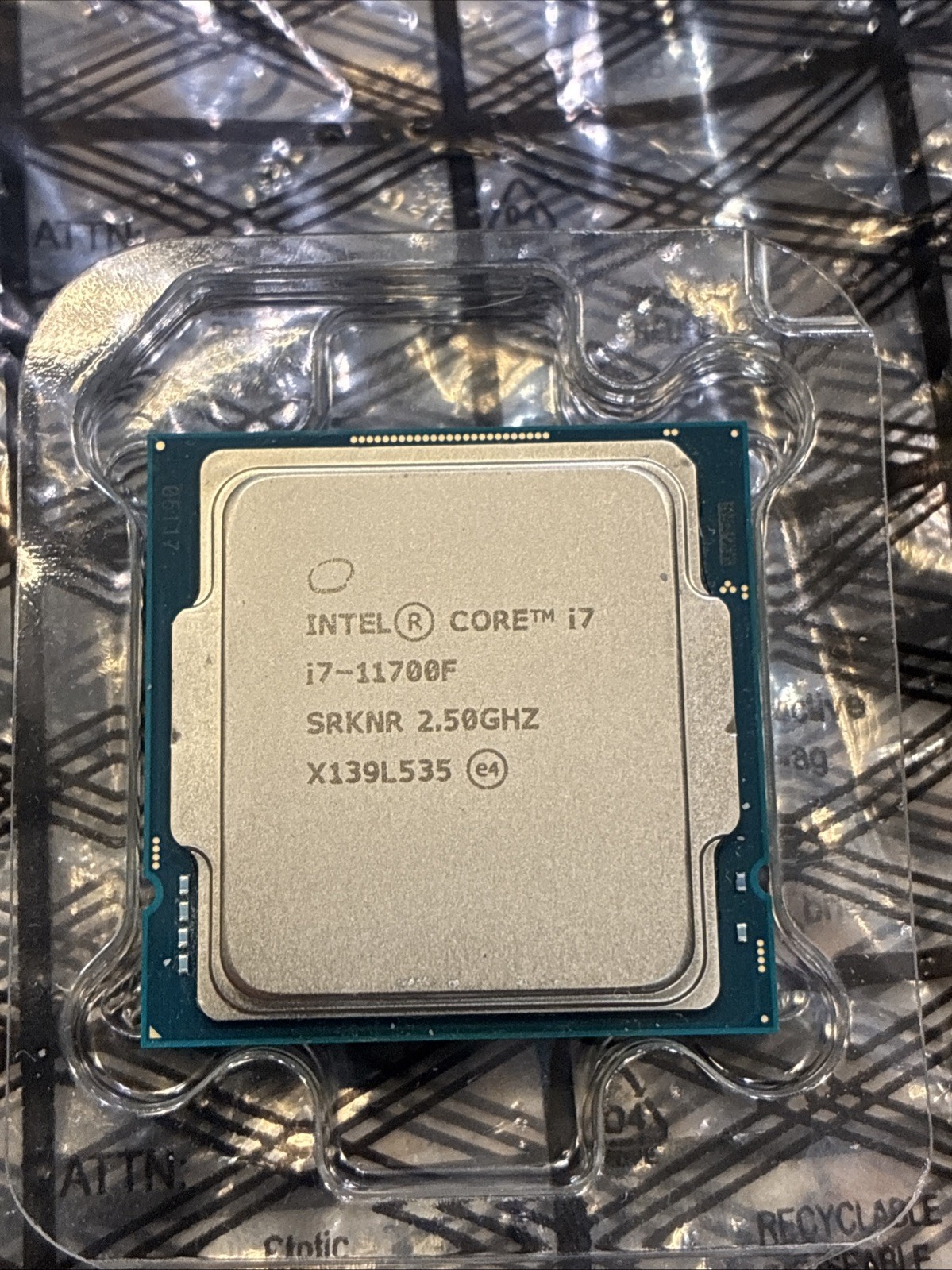 Intel Core i7-11700F SRKNR 2.5GHz 8-Core 16MB CPU Processor Socket LGA1200