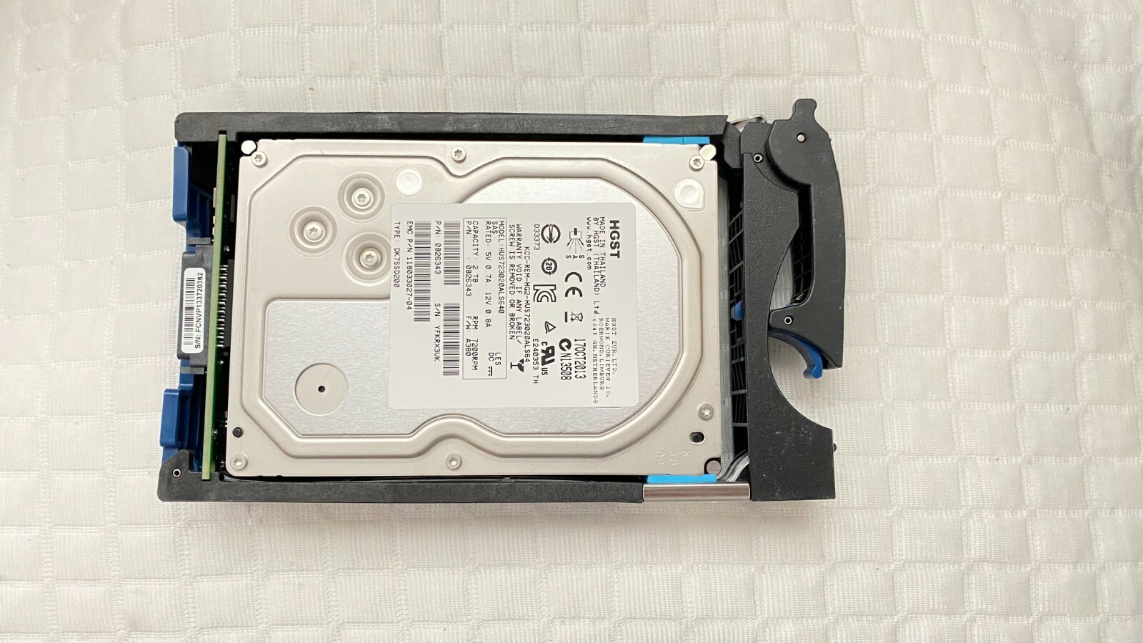GENUINE HGST 2TB HUS723020ALS640 DELL 0B26343 EMC 118033027-04 005050329 SAS