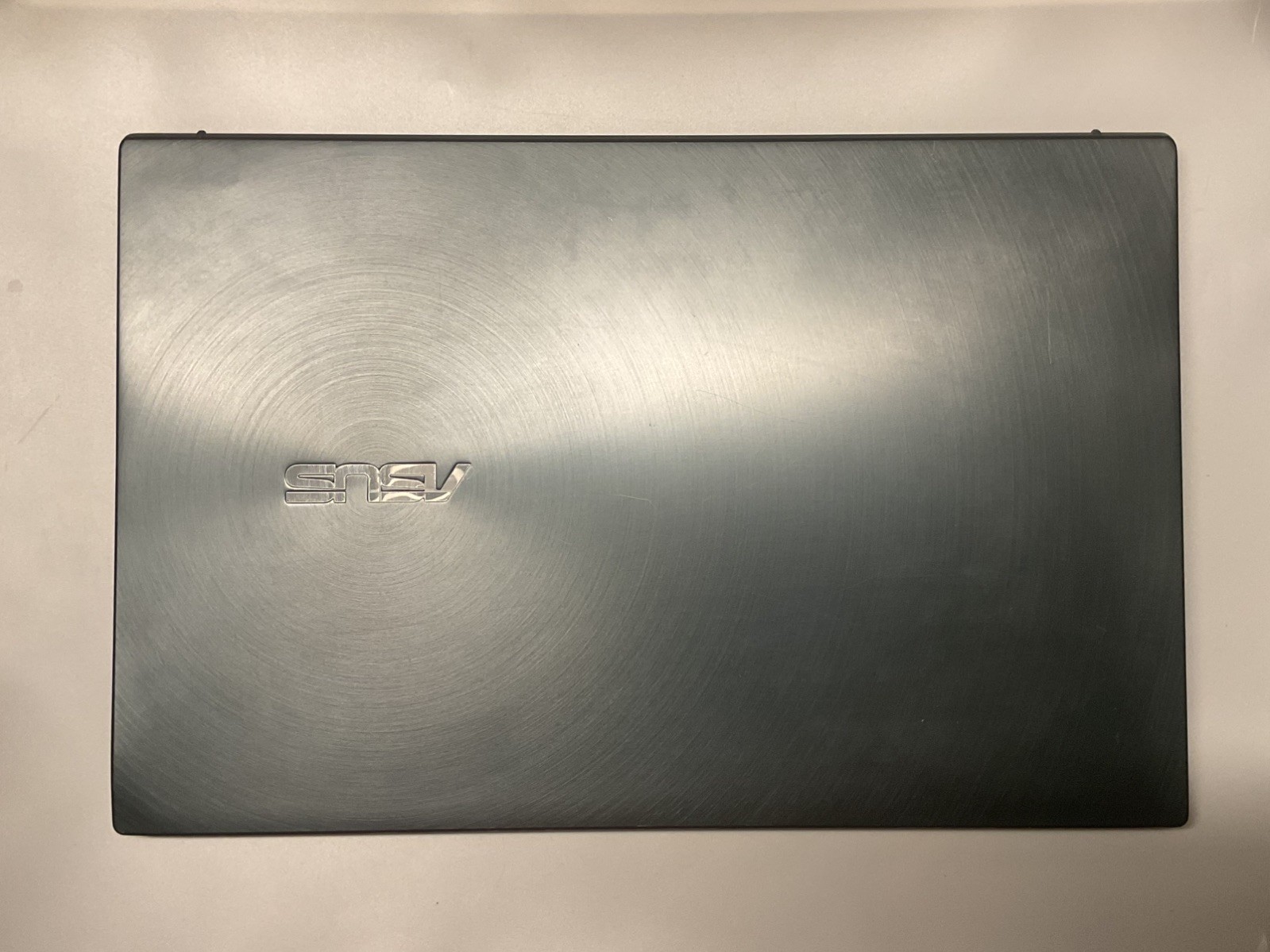 ASUS ZenBook 14" Premium Ultrabook - Gray