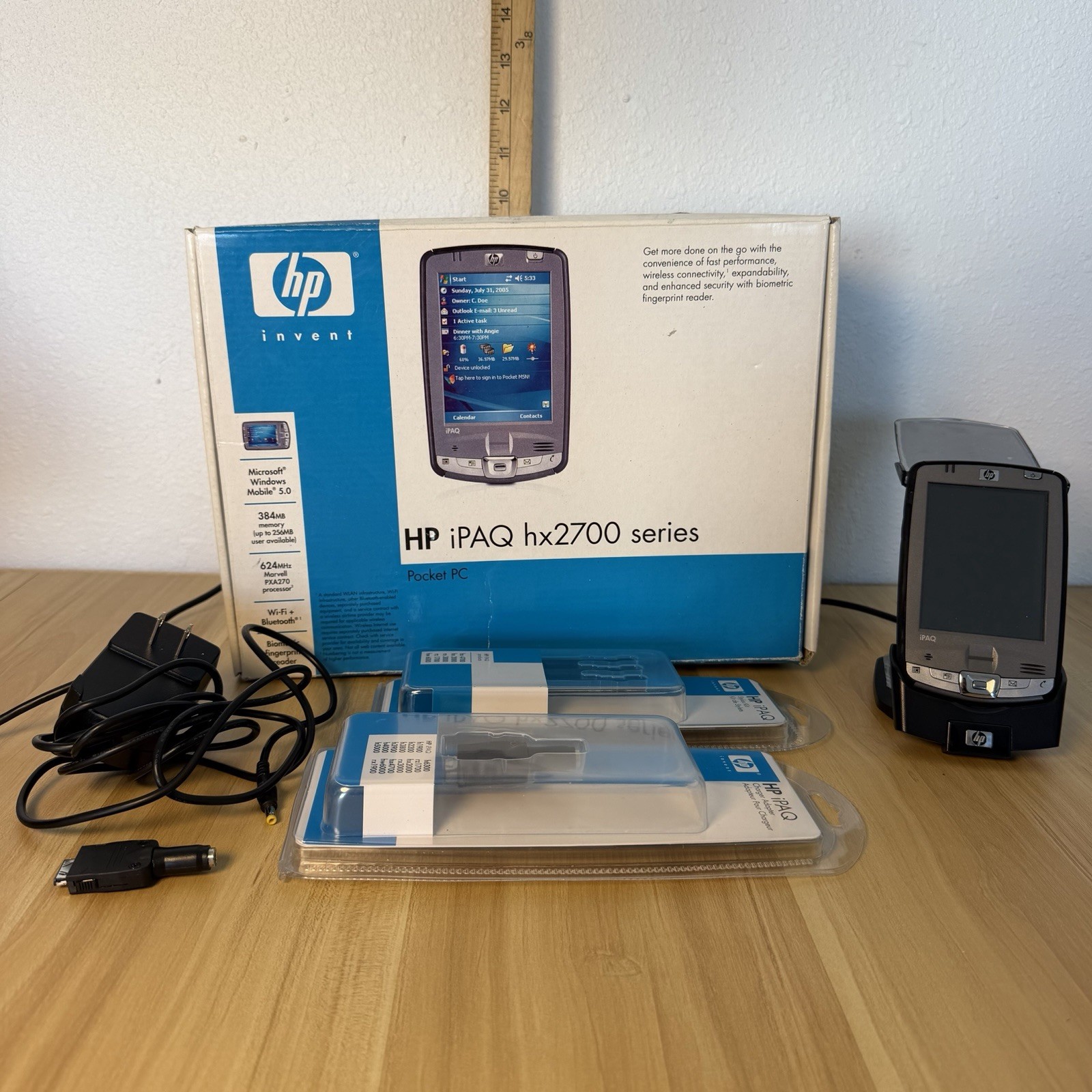 Working HP iPAQ hx2700 series ( hx2795b) Cradle with power supply (UNTESTED)