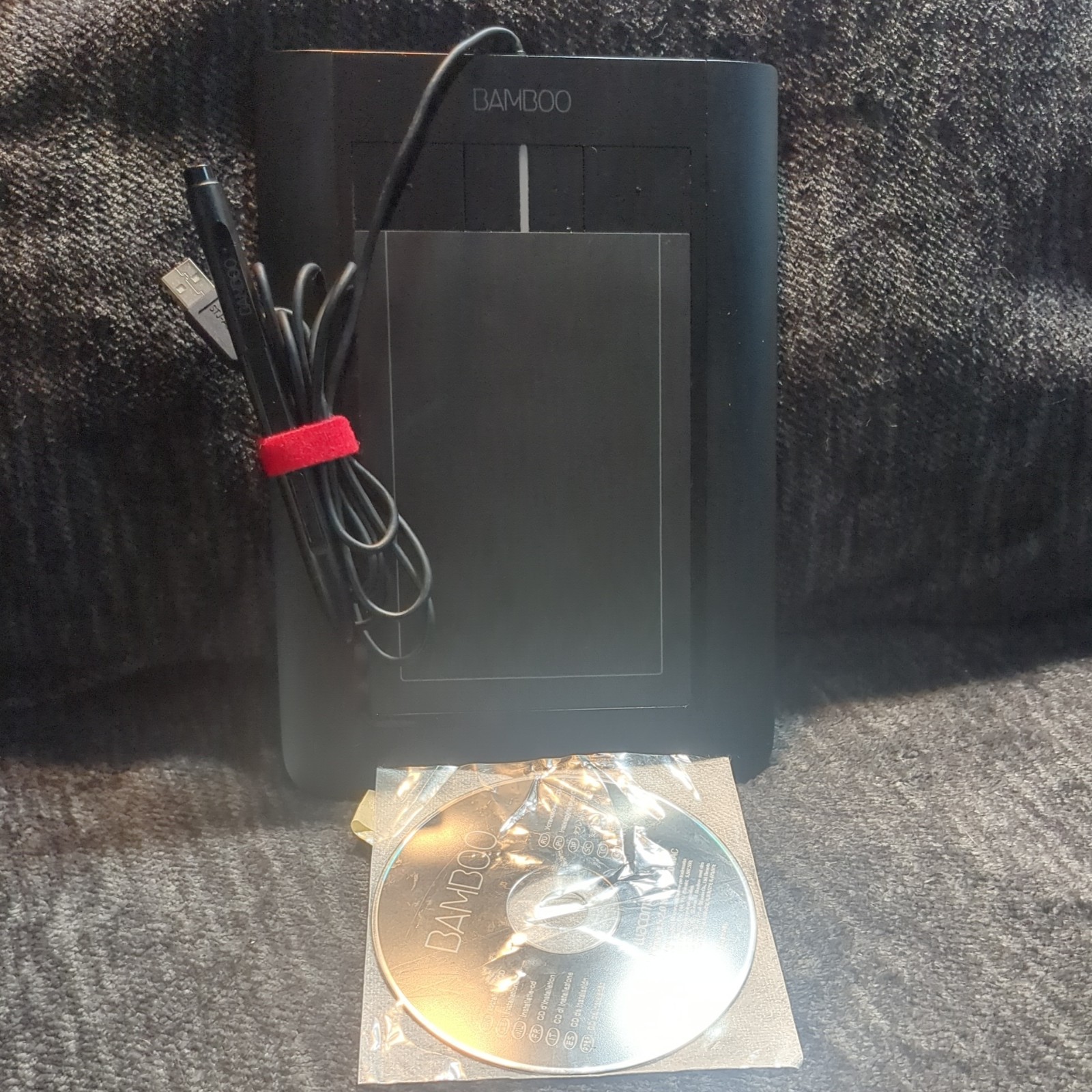 Wacom Bamboo Pen & Touch CTH-460 USB Graphics Drawing Tablet CD included