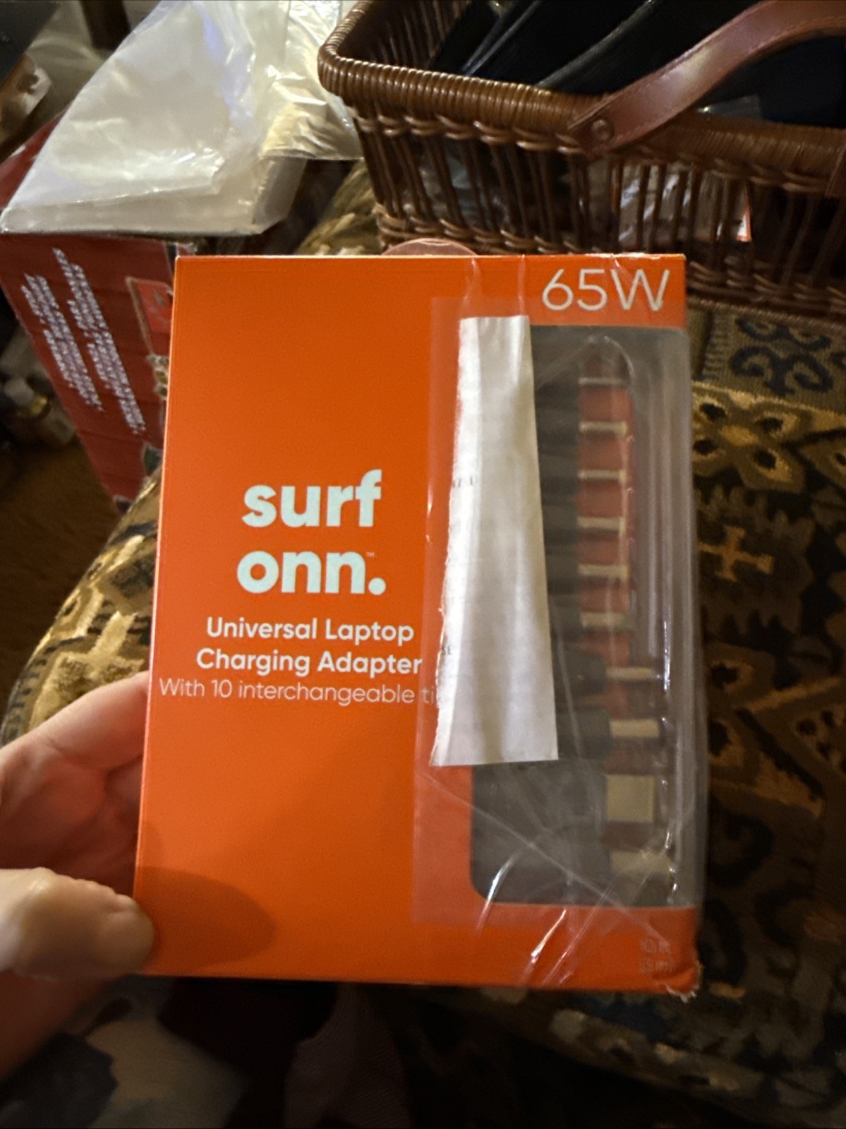 Surf Onn 65W Universal Laptop Charging ADAPTER 10 Interchangeable Tips open box