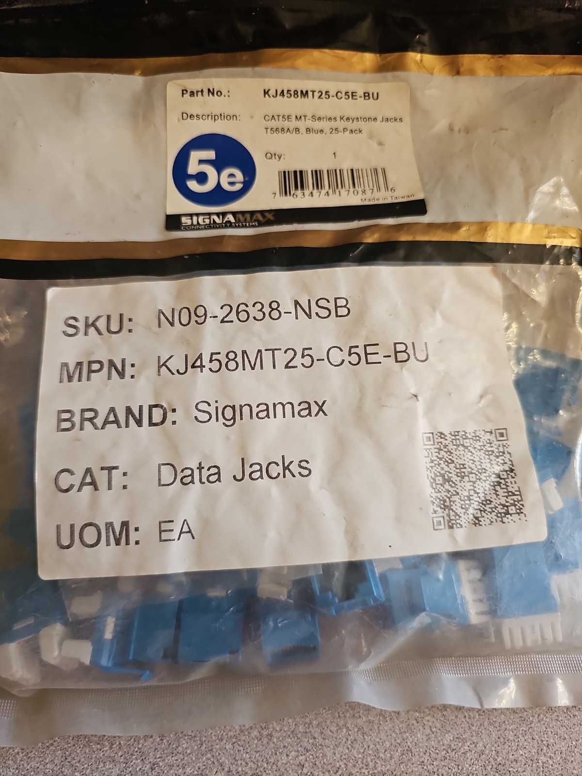 Signamax / AESP - KJ458MT25-C5E-BU - Cat 5e MT-Series Unscreened Keystone Jack