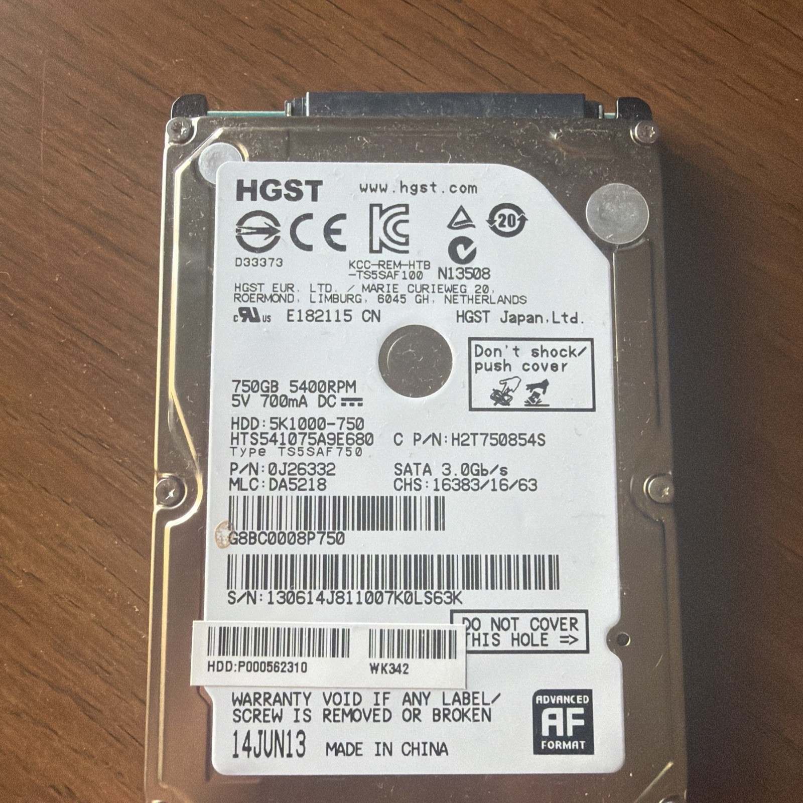 HGST 750 GB,Internal,5400 RPM,2.5" (0J26332) Hard Drive