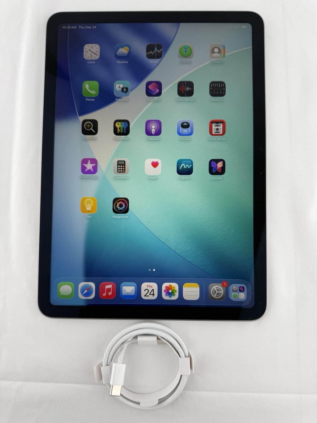 Apple iPad Air 11" (2025) M3 256GB  WiFi Only BH 100% CC 52 Excellent